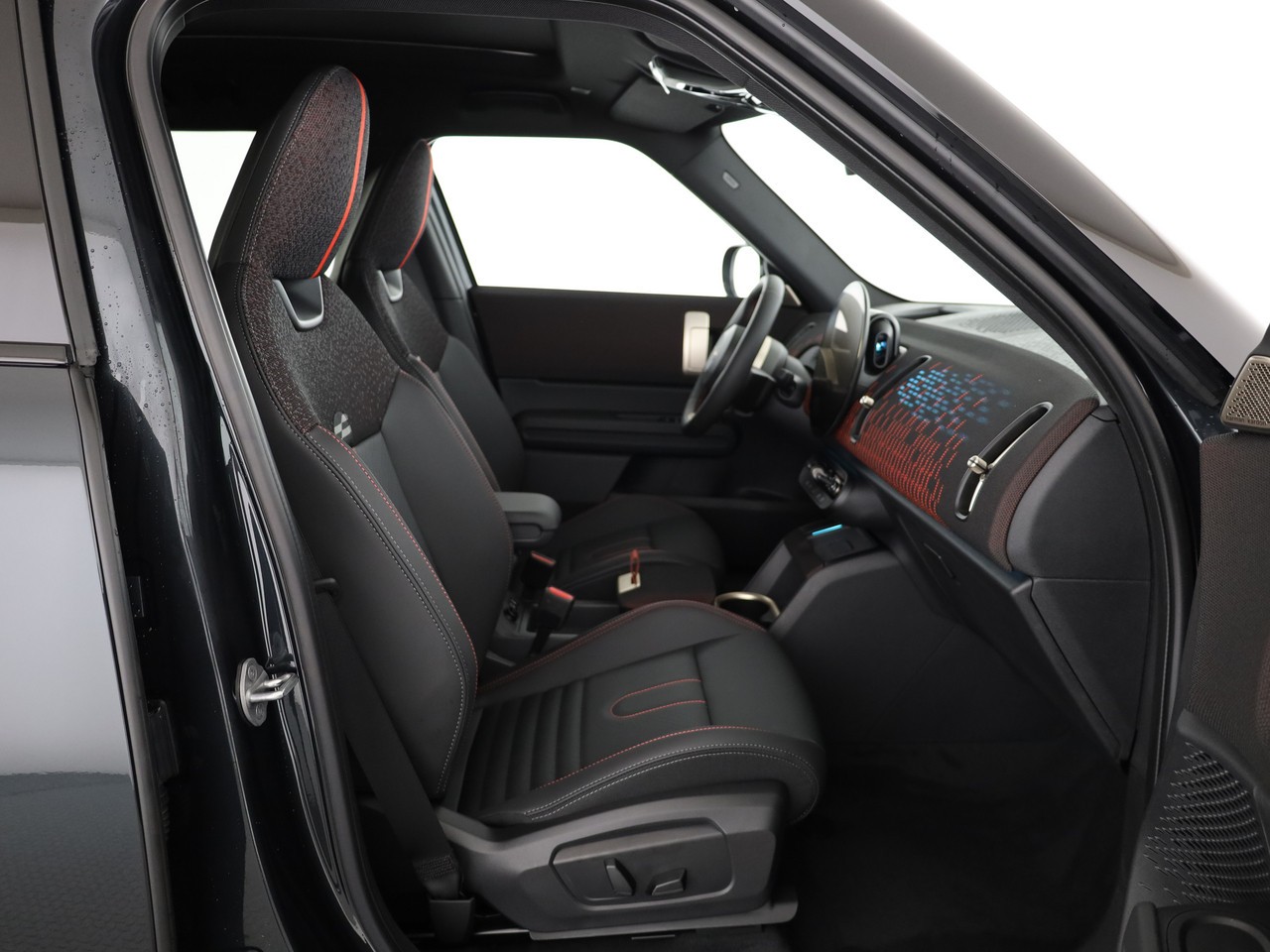 MINI Countryman SE ALL 4-image-18