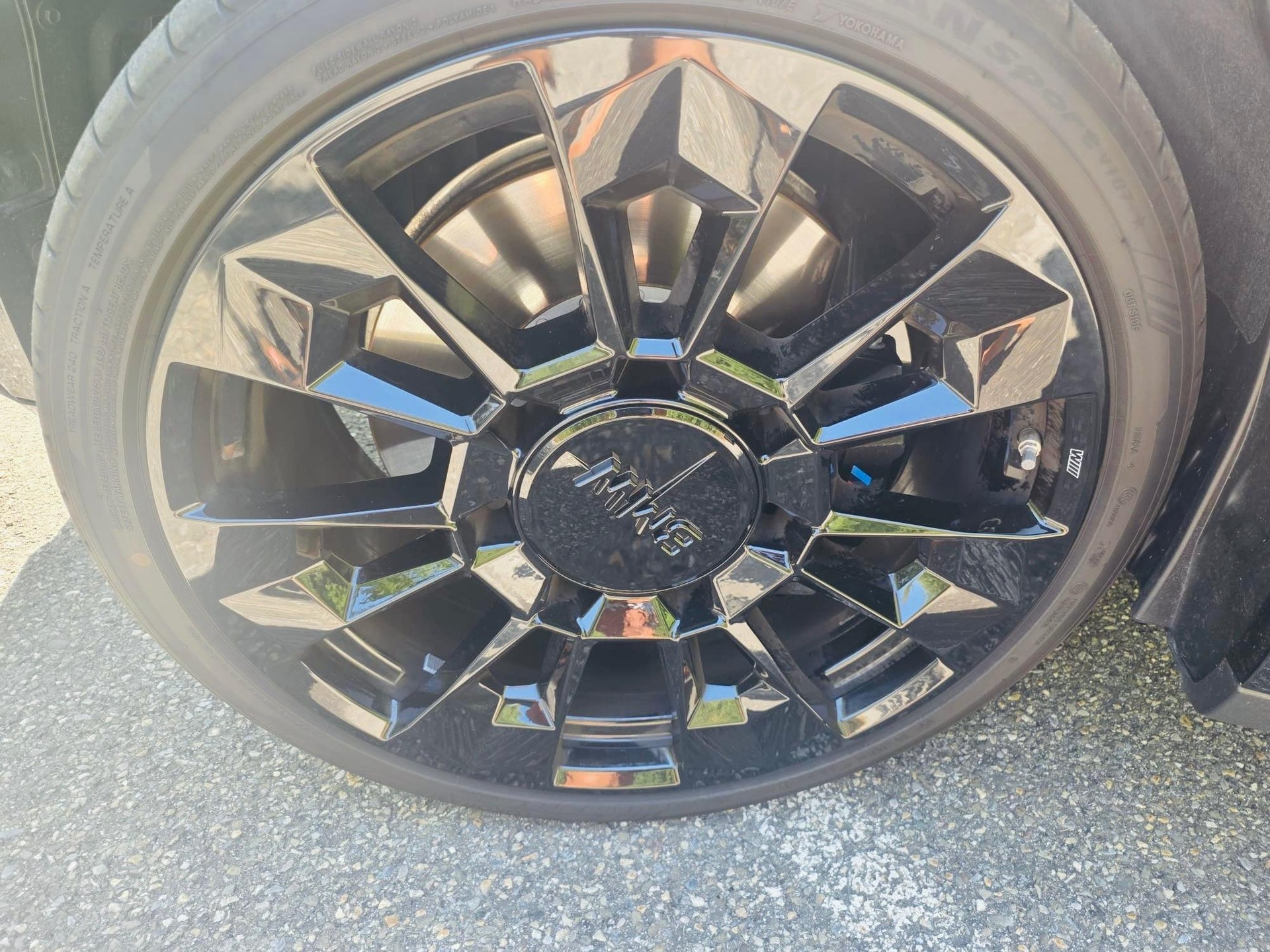 BMW Label Plug-in Hybrid-image-3