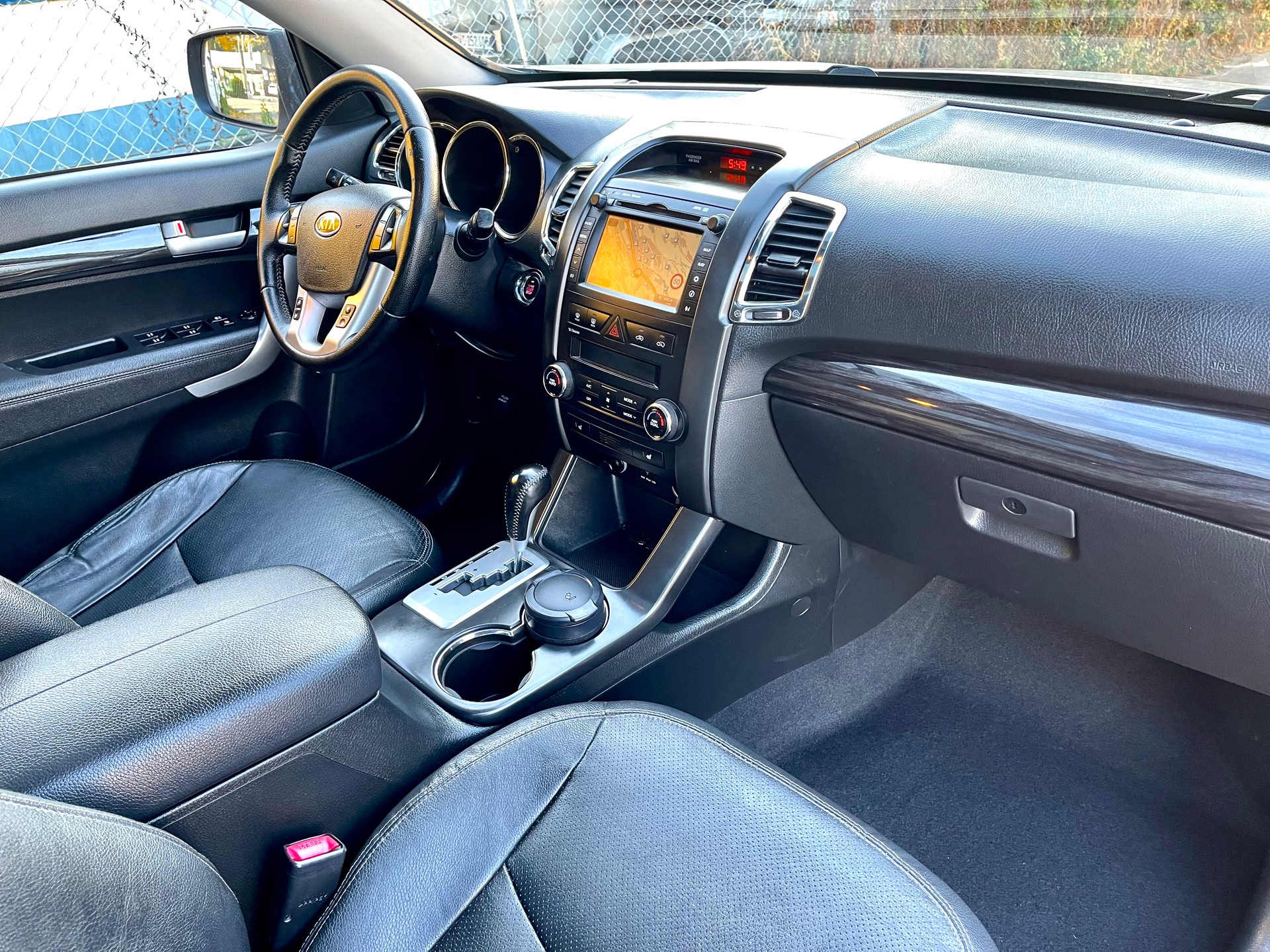 KIA Sorento 2.2 CRDI Style Automatic-image-13