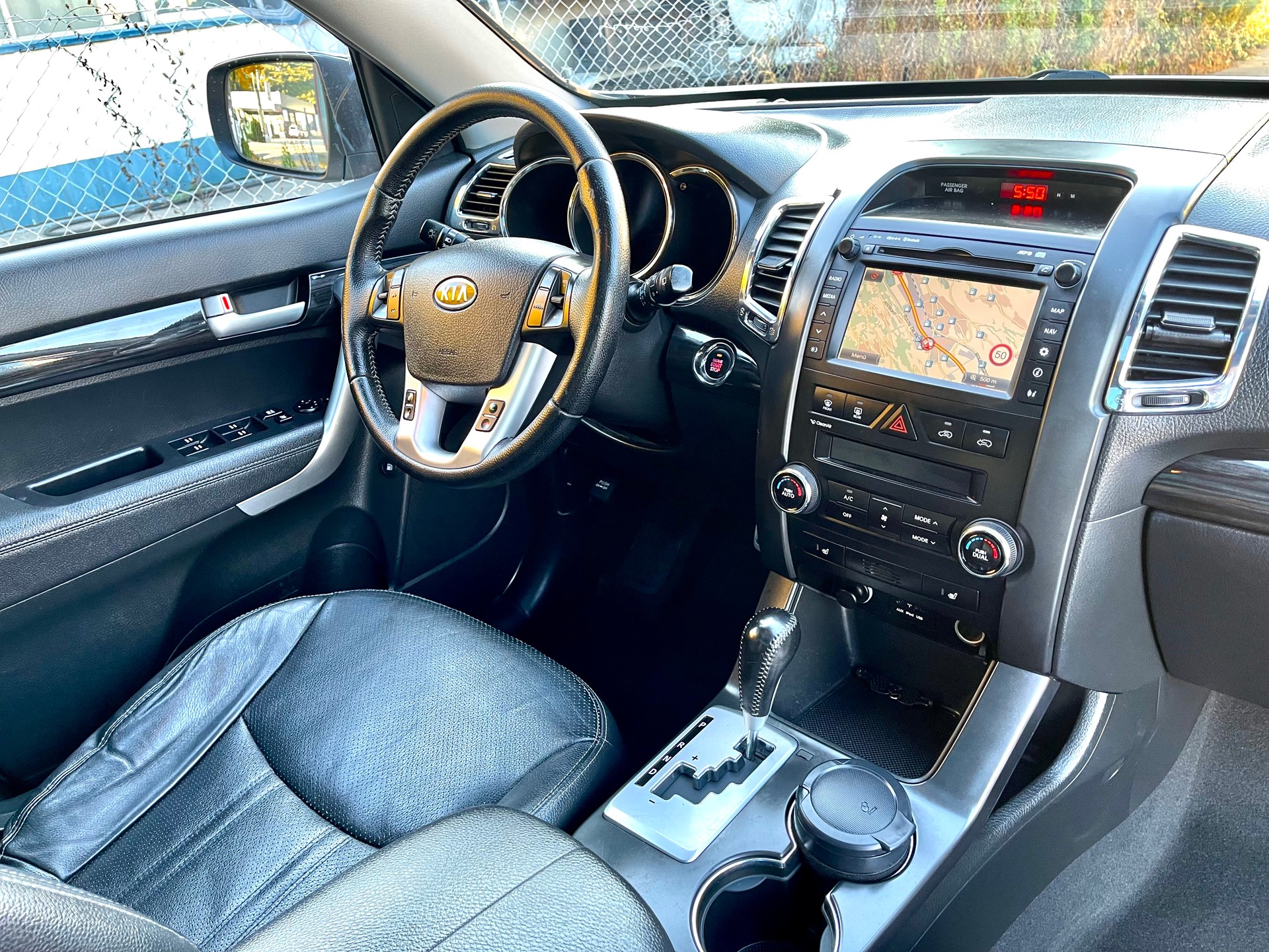 KIA Sorento 2.2 CRDI Style Automatic-image-16