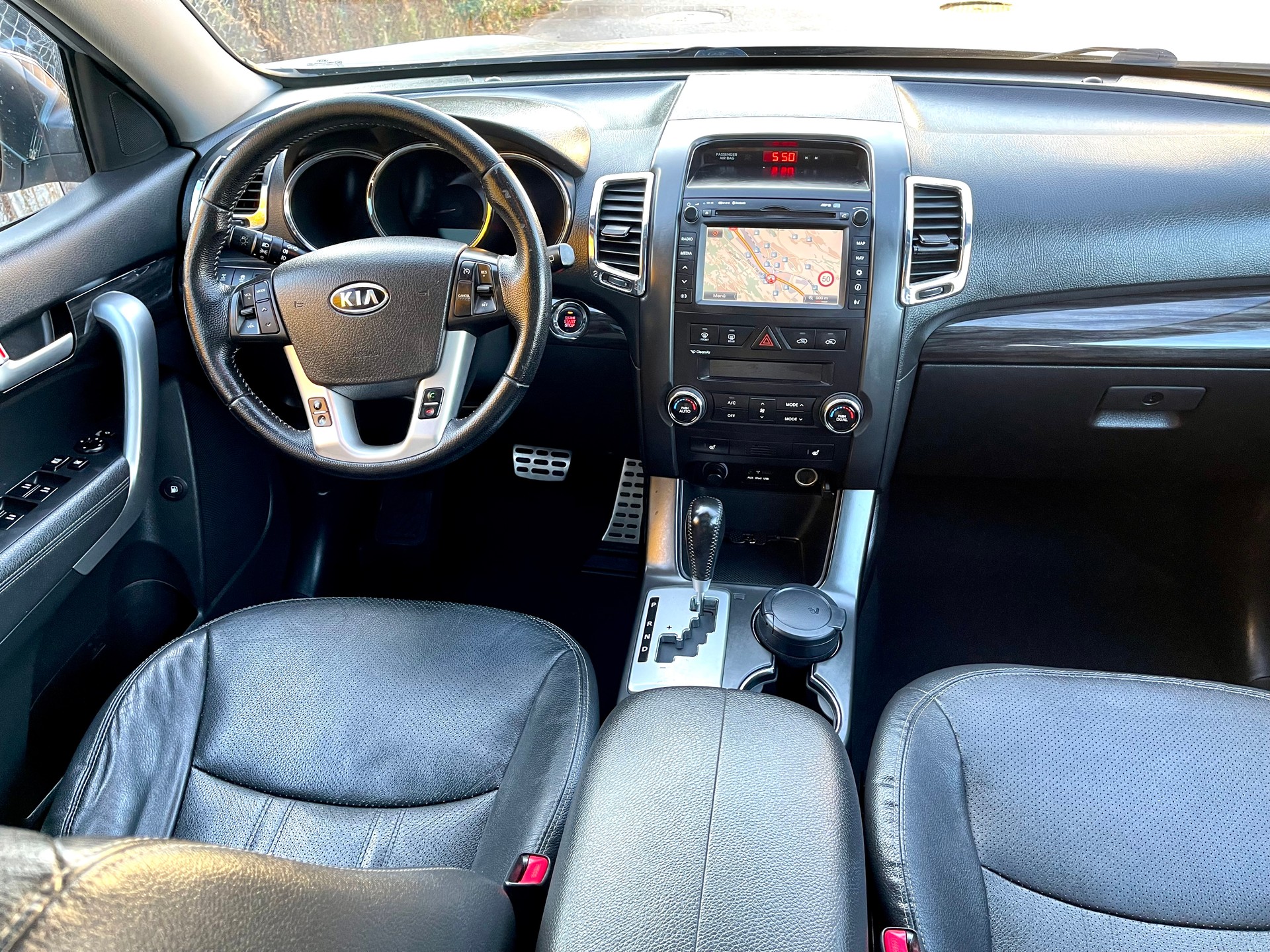 KIA Sorento 2.2 CRDI Style Automatic-image-11