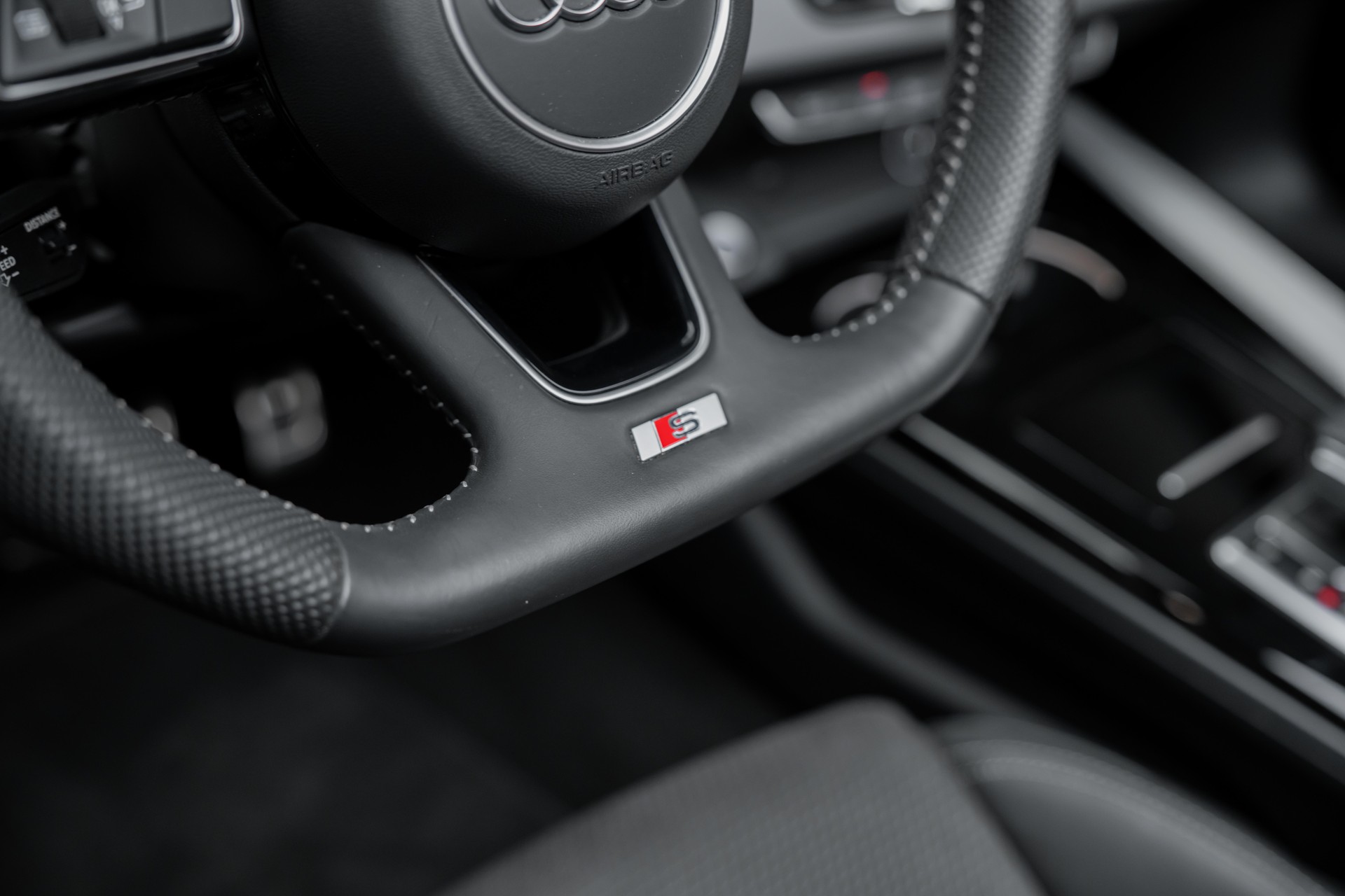AUDI A5 Cabriolet 40 TFSI S-Line S-tronic-image-20