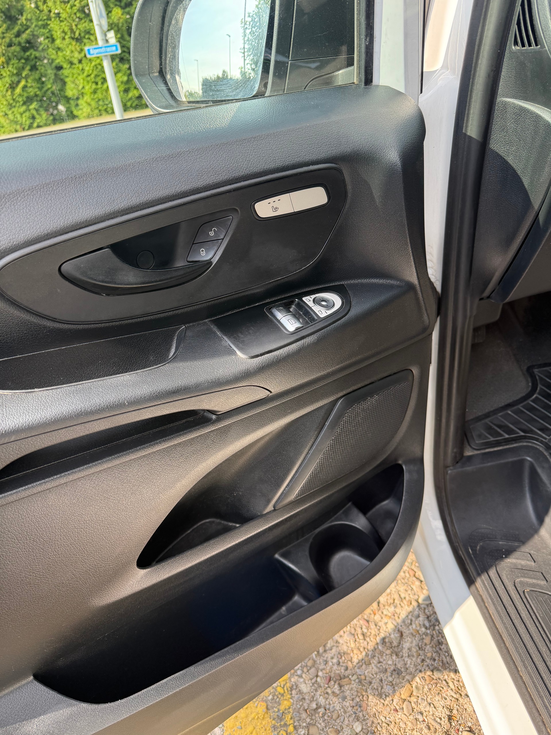 MERCEDES-BENZ Vito 114 CDI Lang 7G-Tronic-image-9