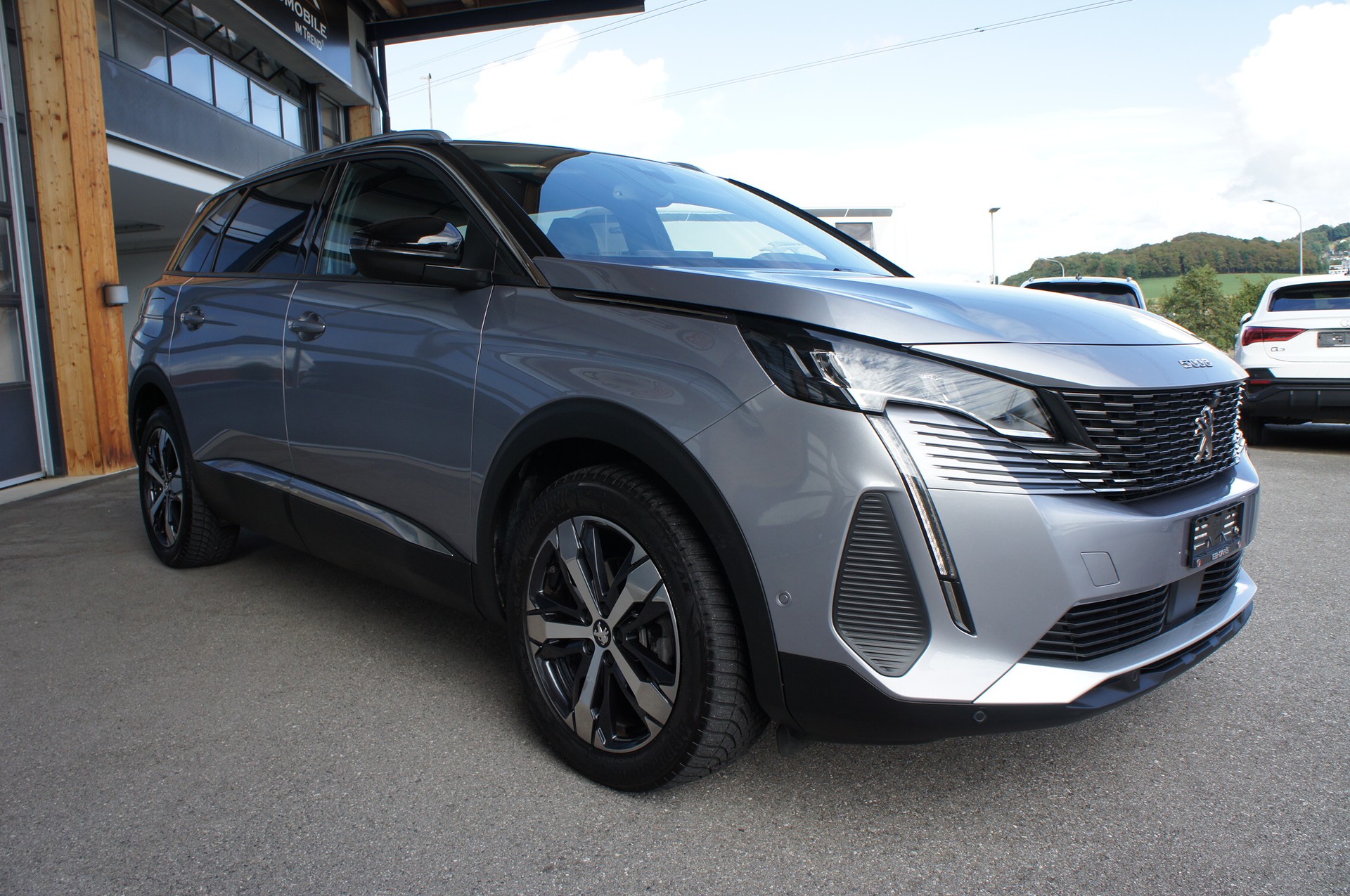 PEUGEOT 5008 1.5 BlueHDi Allure Pack EAT8-image-6