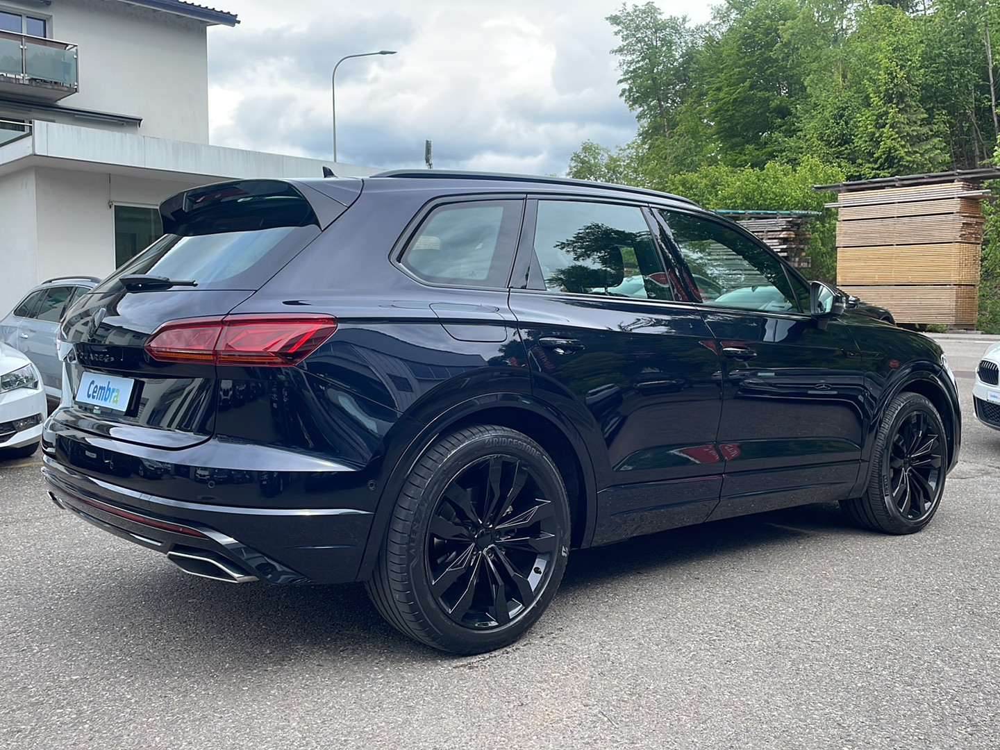 VW Touareg 3.0 TDI R Line Tiptronic-image-4