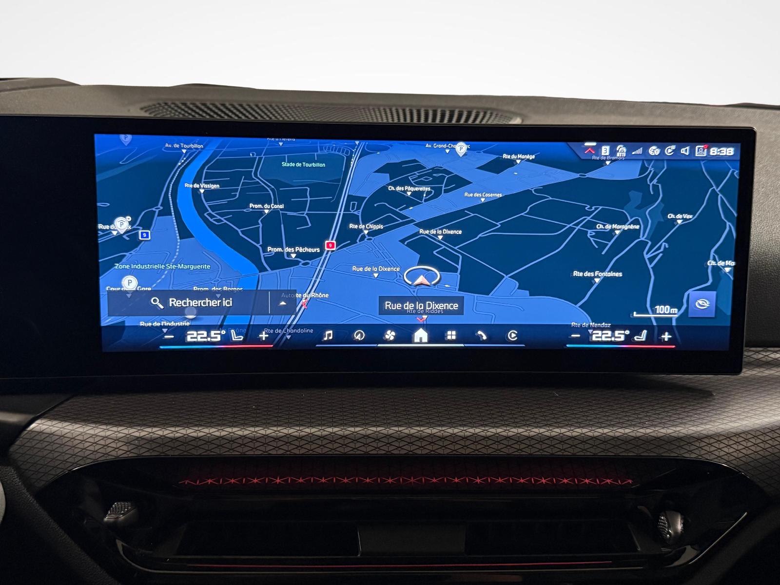 BMW M340d xDrive Touring-image-15