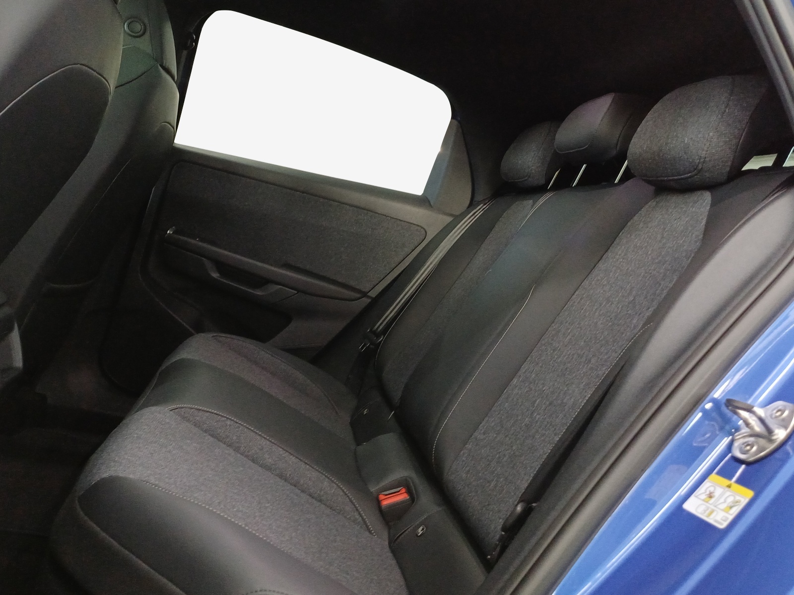 VW ID.Polo 52 kWh Style Edition One Plus-image-11