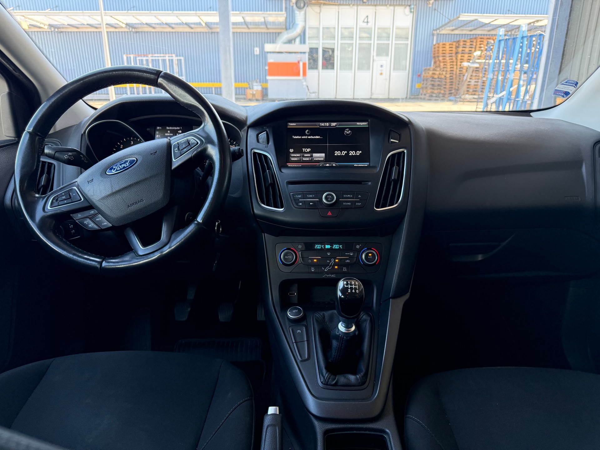 FORD Focus 1.5 TDCi Titanium-image-6