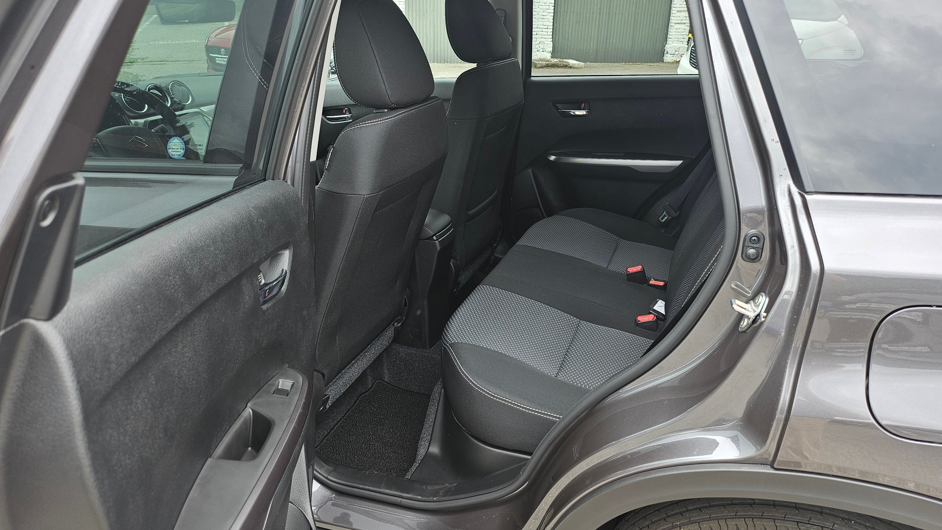 SUZUKI Vitara 1.4 Boosterjet Compact + 4x4 Hybrid Automatic-image-13