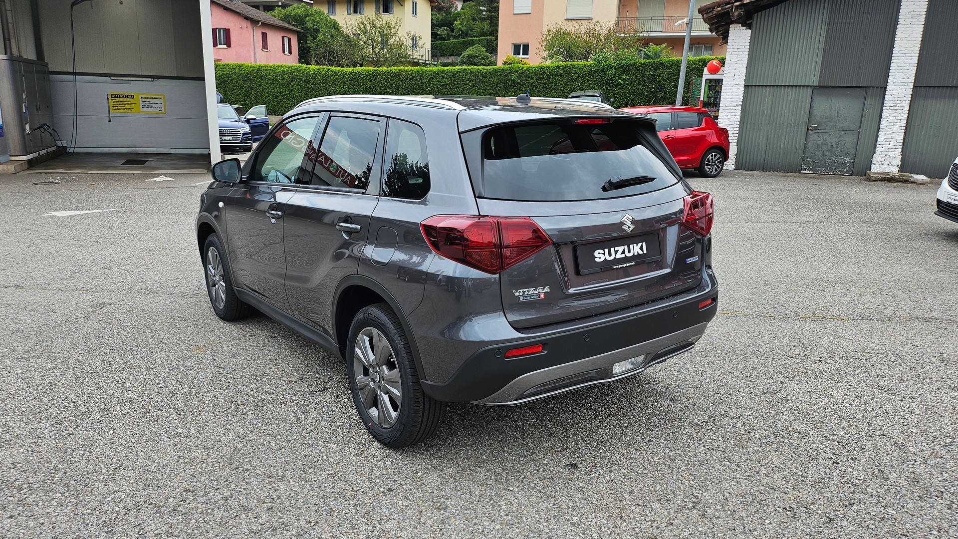 SUZUKI Vitara 1.4 Boosterjet Compact + 4x4 Hybrid Automatic-image-4