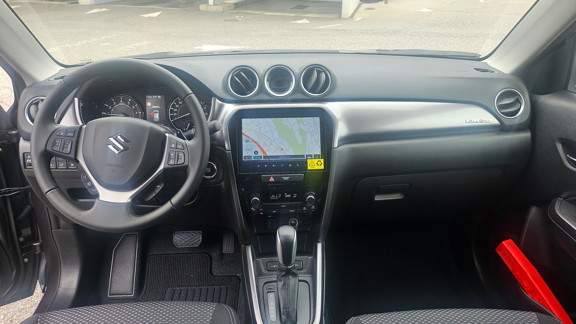 SUZUKI Vitara 1.4 Boosterjet Compact + 4x4 Hybrid Automatic-image-11