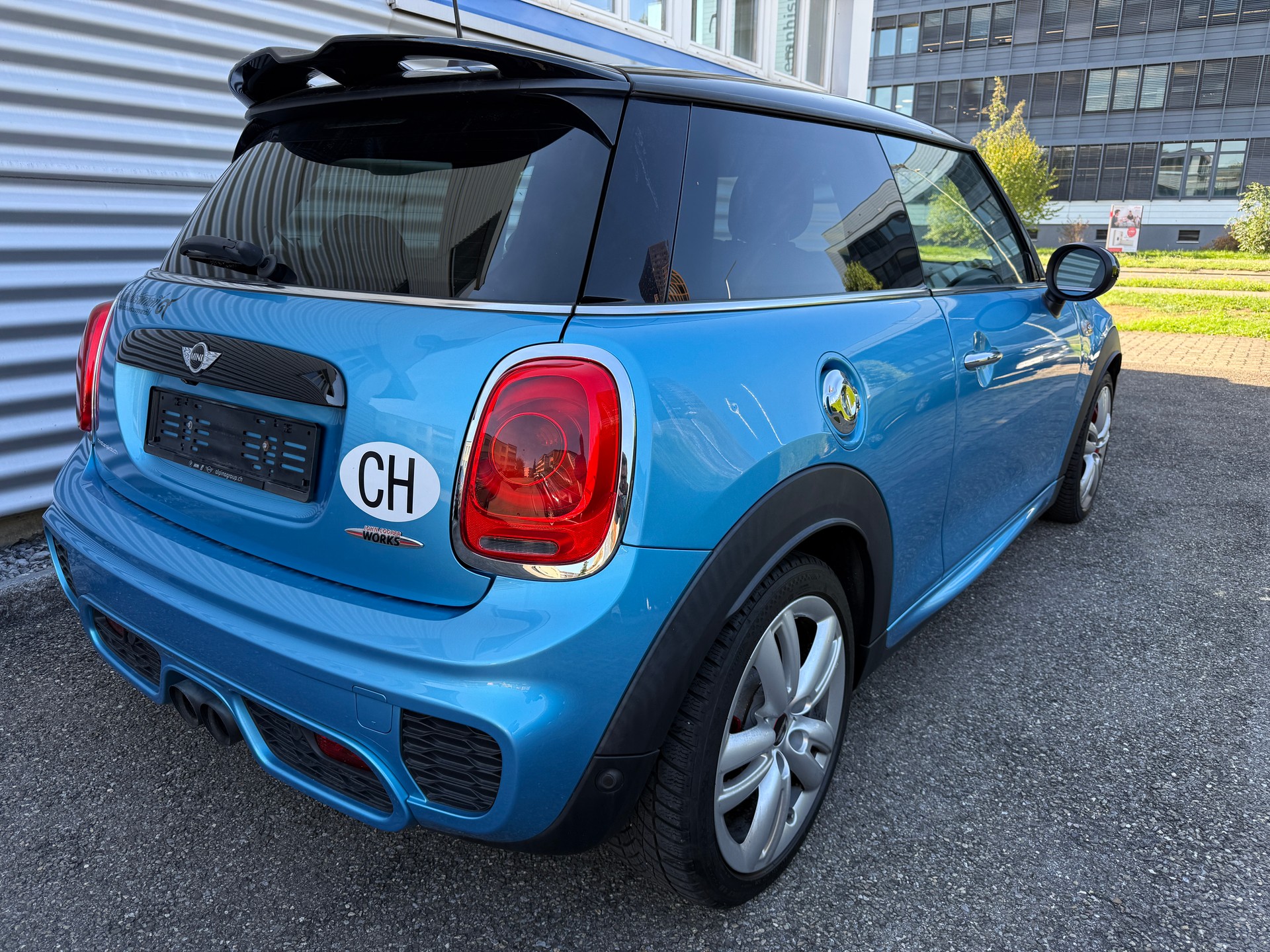 MINI Cooper John Cooper Works-image-11