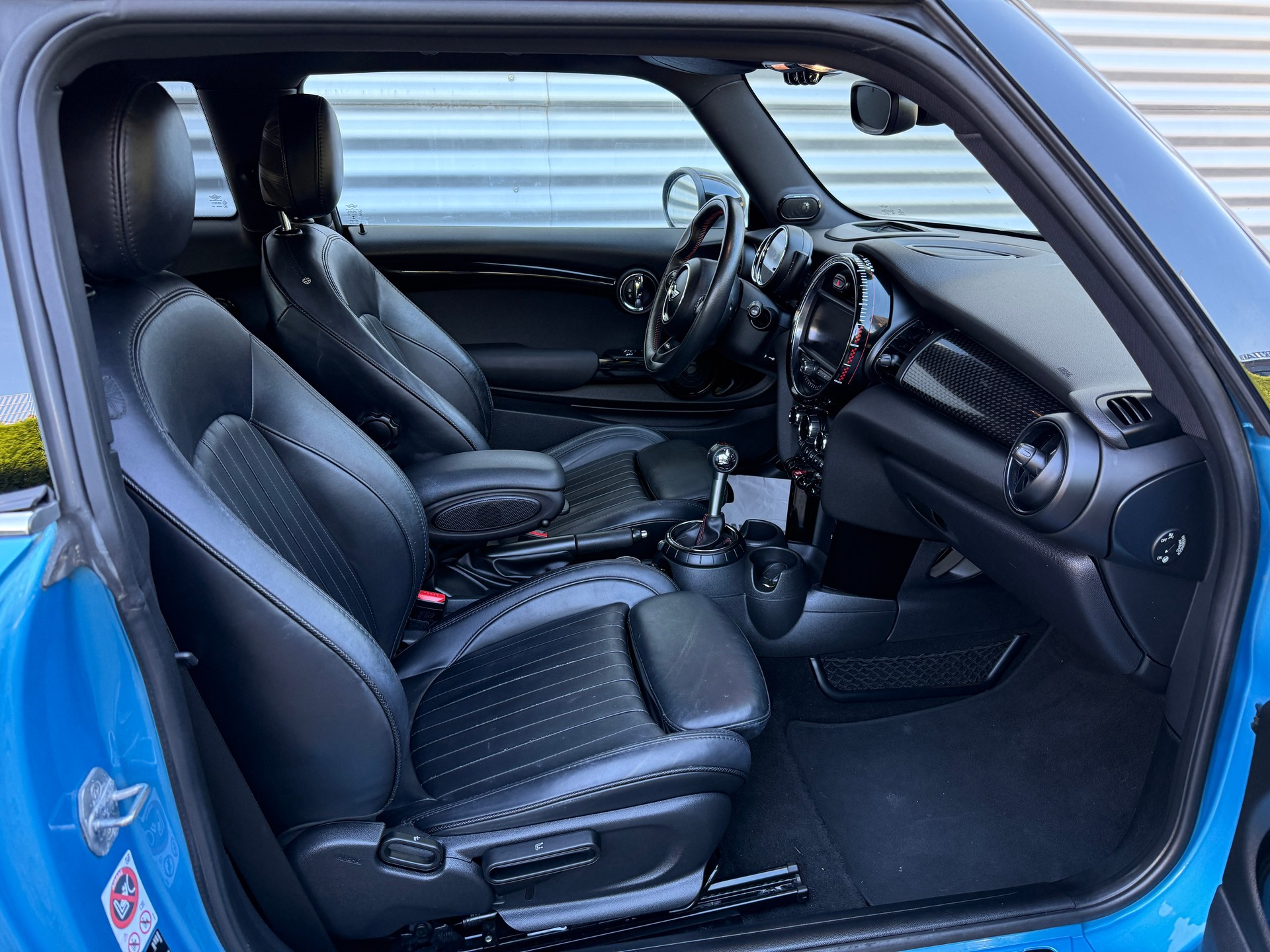 MINI Cooper John Cooper Works-image-6
