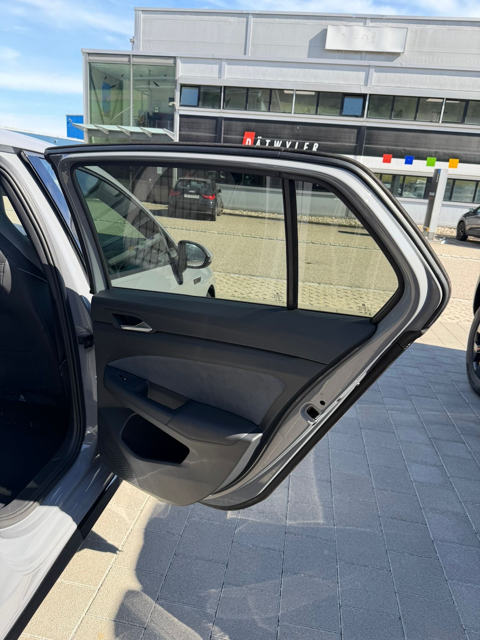 VW Golf 1.5 eTSI mHEV ACT R-Line DSG-image-22