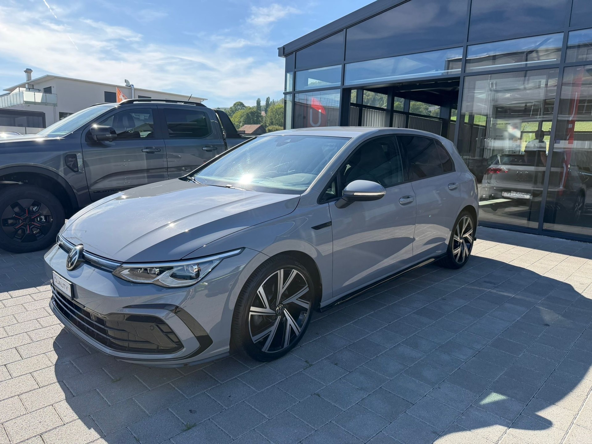 VW Golf 1.5 eTSI mHEV ACT R-Line DSG-image-4