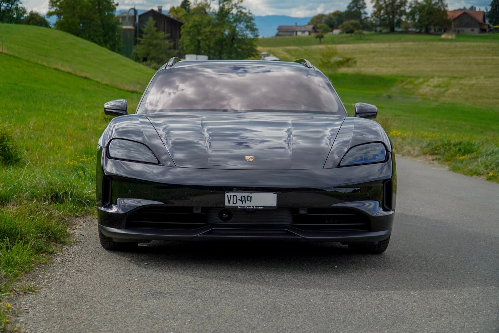 PORSCHE 4S Sport Turismo (Gen. 2 / Facelift) 105kWh Performance Battery-image-1