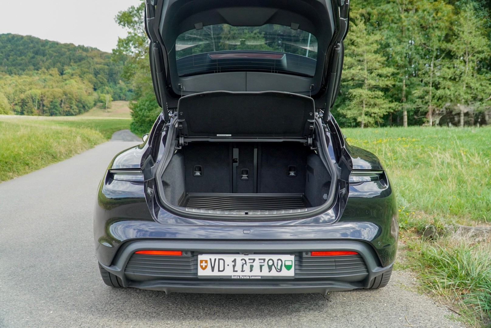 PORSCHE 4S Sport Turismo (Gen. 2 / Facelift) 105kWh Performance Battery-image-10