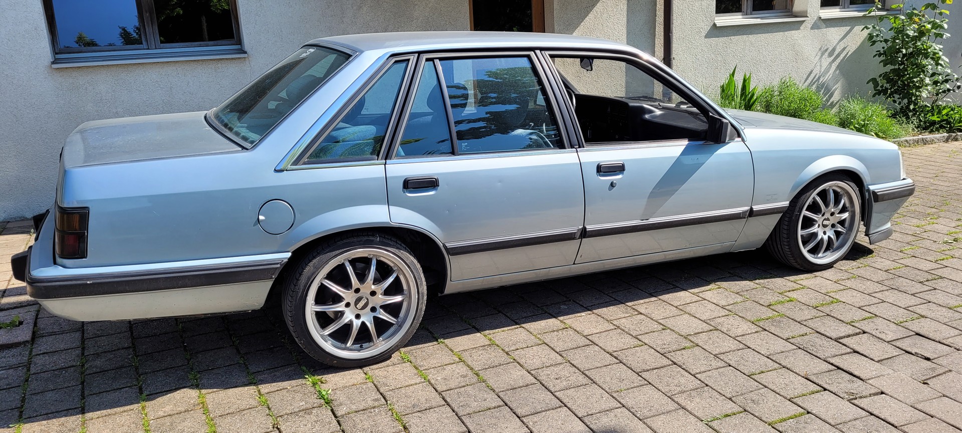 OPEL 3.0i CD-image-0