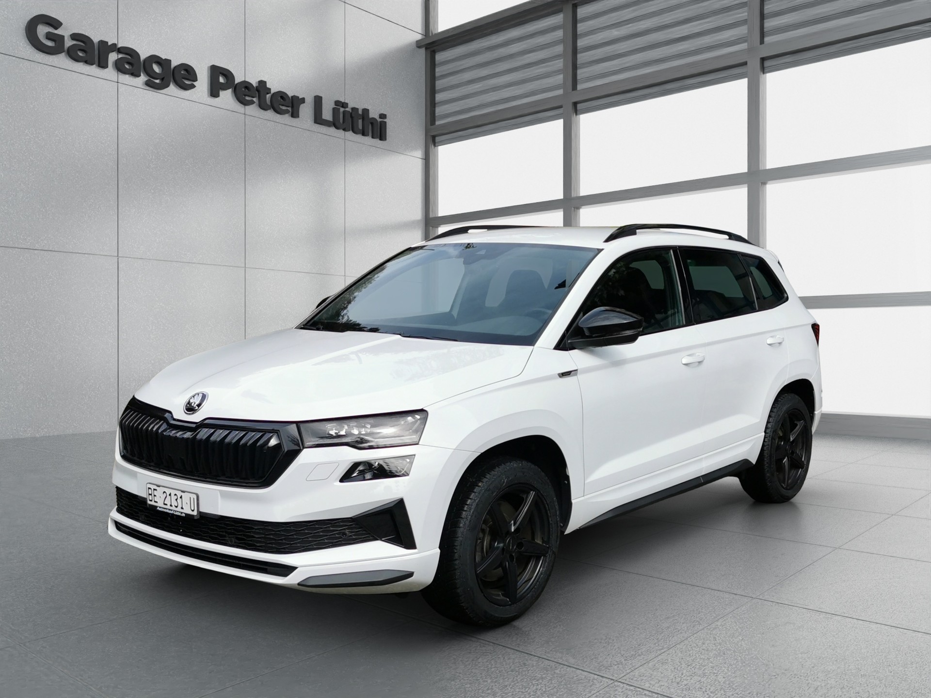 SKODA Karoq 2.0 TDI CR Sport Line 4x4 DSG-image-0