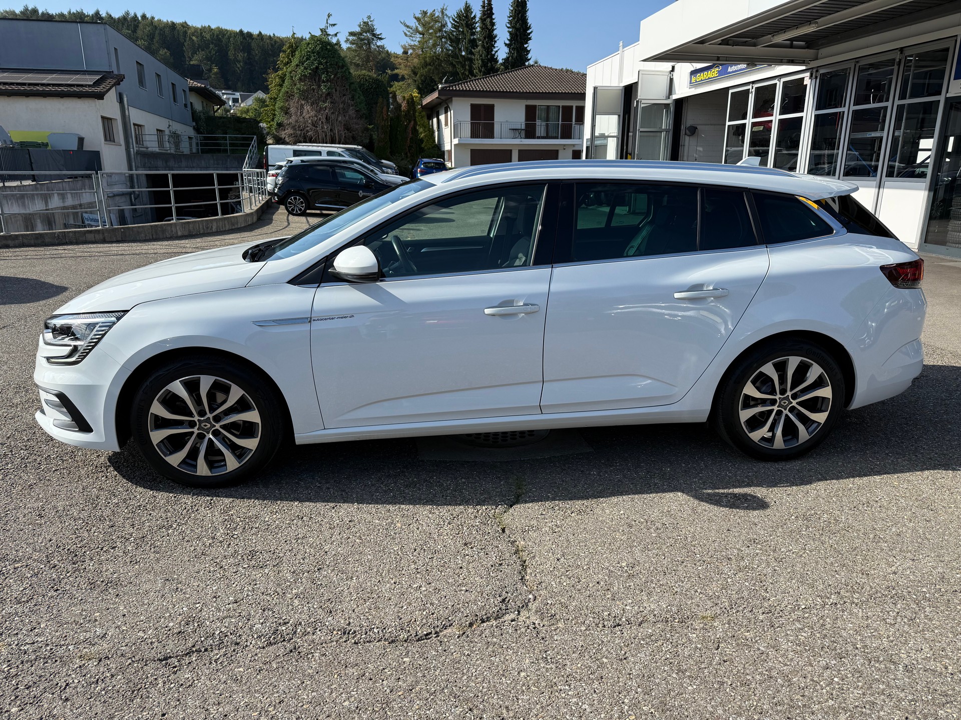 RENAULT Mégane Grandtour 1.3 16V Turbo Techno EDC-image-2