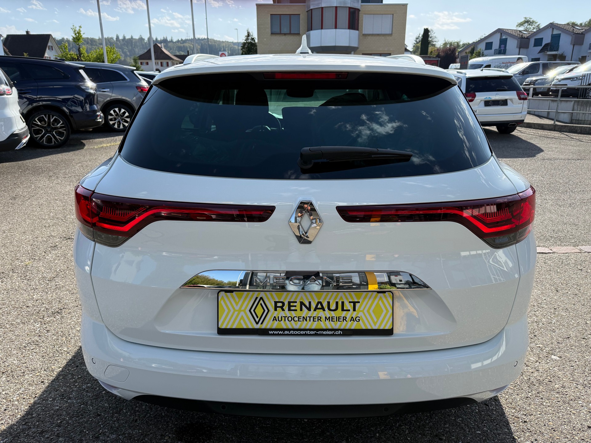 RENAULT Mégane Grandtour 1.3 16V Turbo Techno EDC-image-4