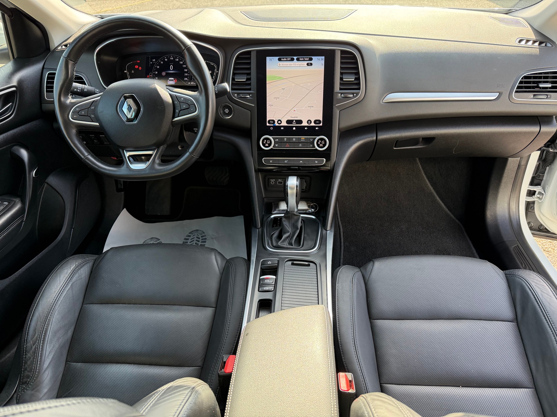 RENAULT Mégane Grandtour 1.3 16V Turbo Techno EDC-image-8