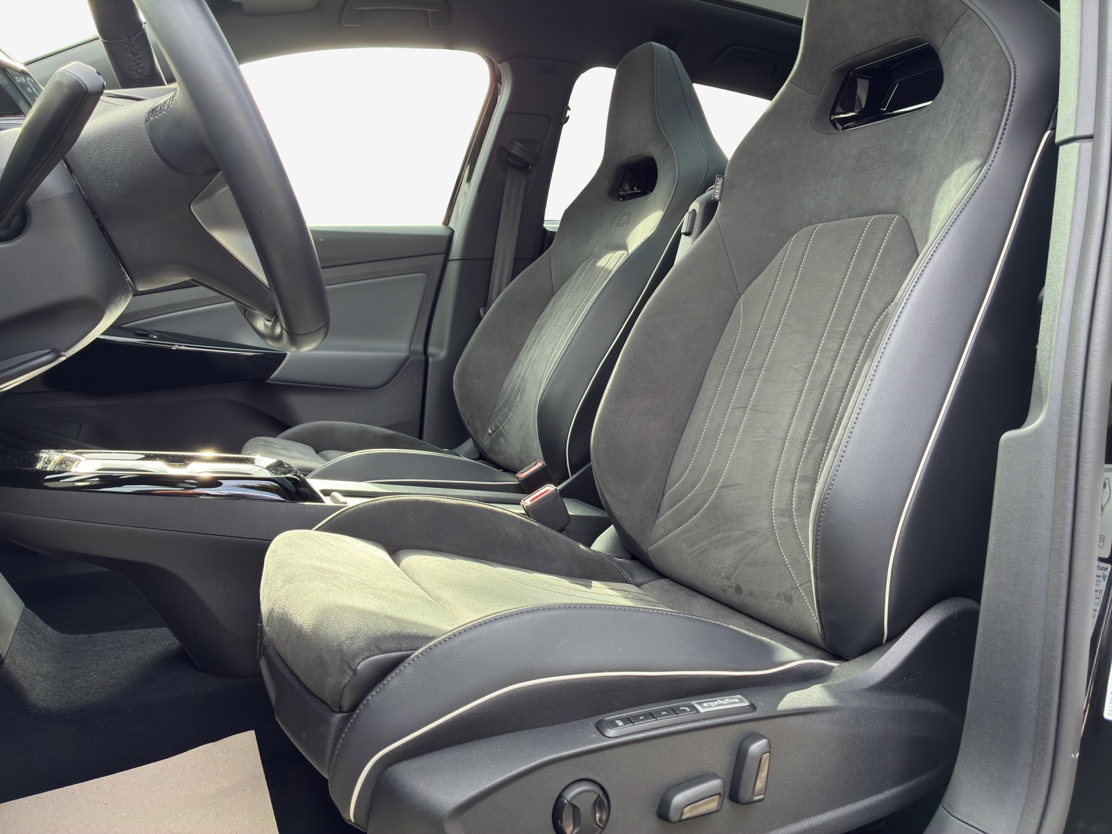 VW ID.4 Pro Performance 77 kWh-image-8