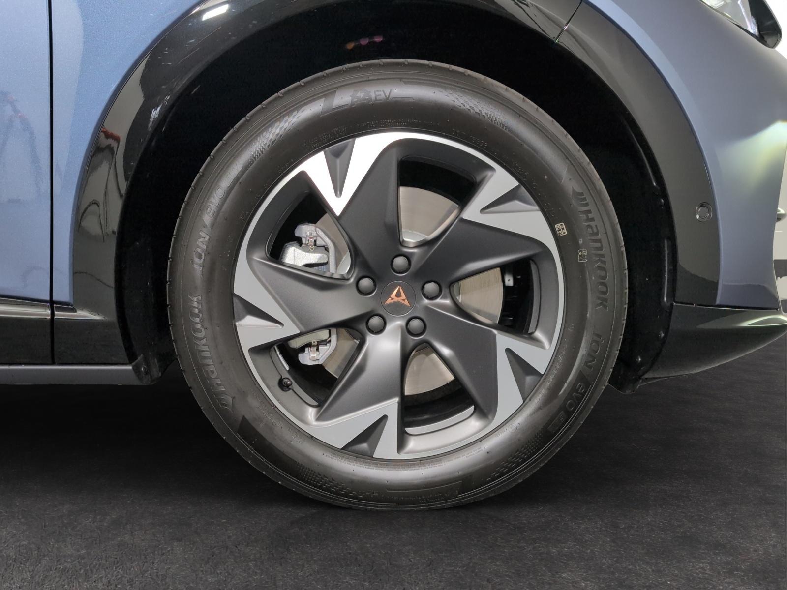 CUPRA Tavascan 77 kWh Edge Prime Edition-image-4