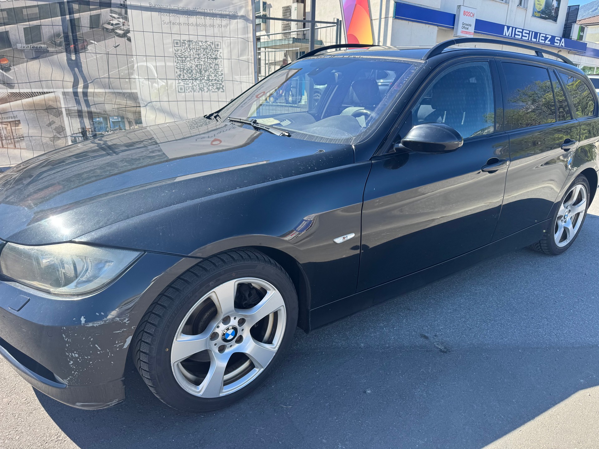 BMW 330xd Touring-image-4