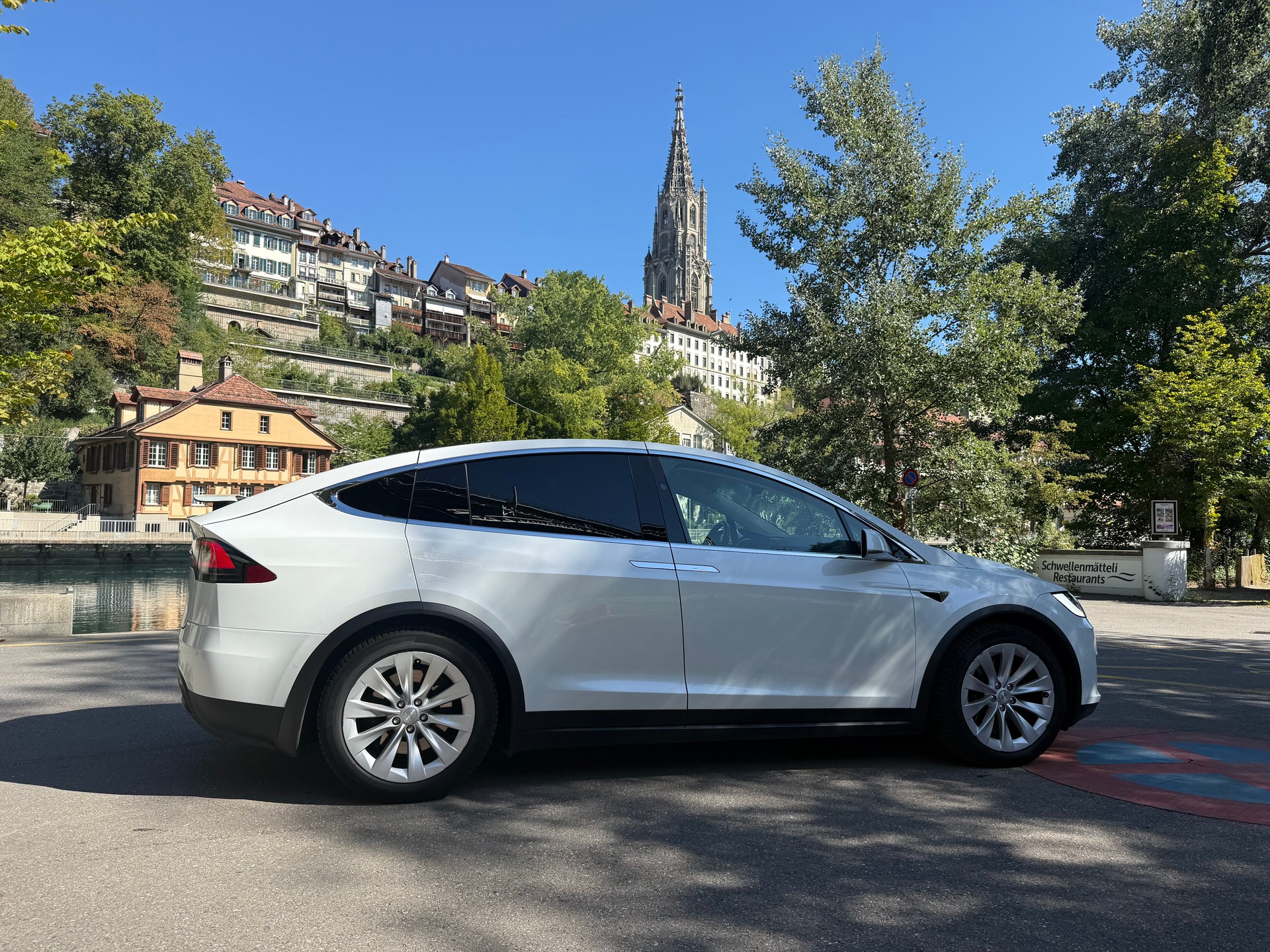 TESLA 90 D-image-4