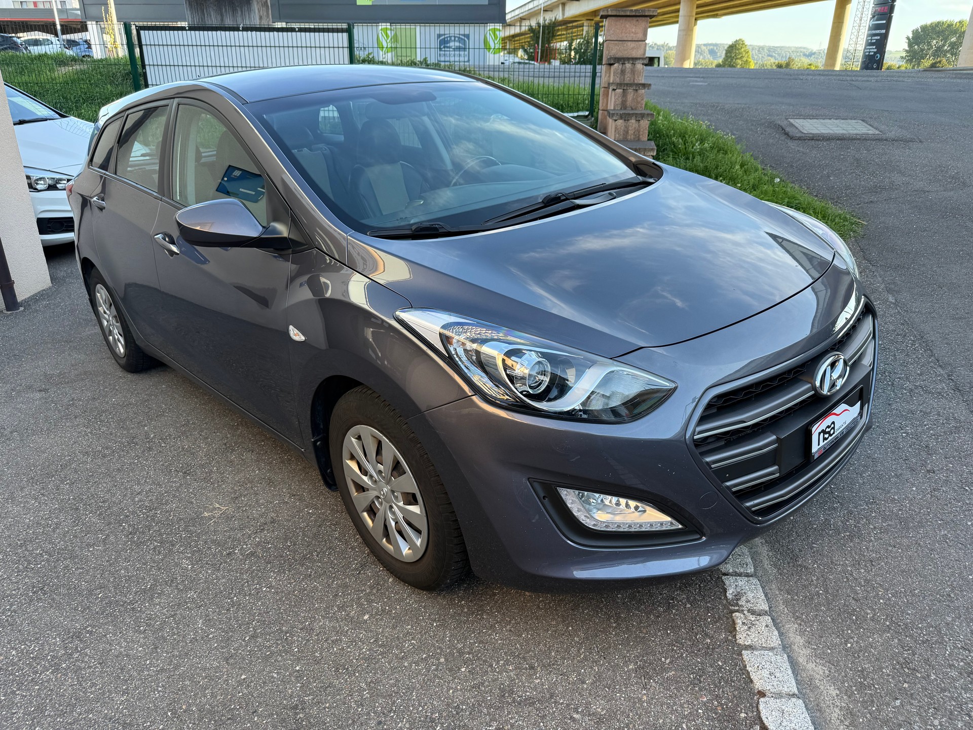 HYUNDAI i30 Wagon 1.4 Pica-image-3