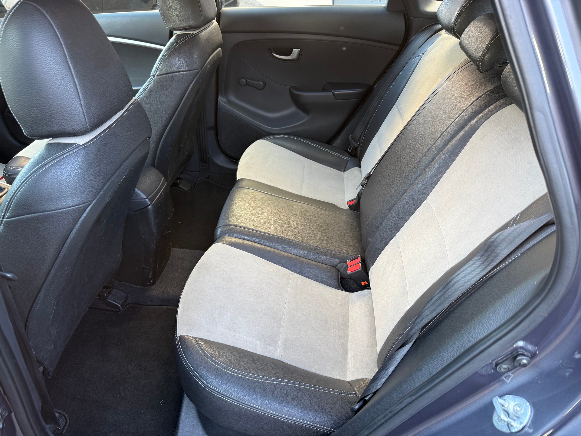 HYUNDAI i30 Wagon 1.4 Pica-image-10