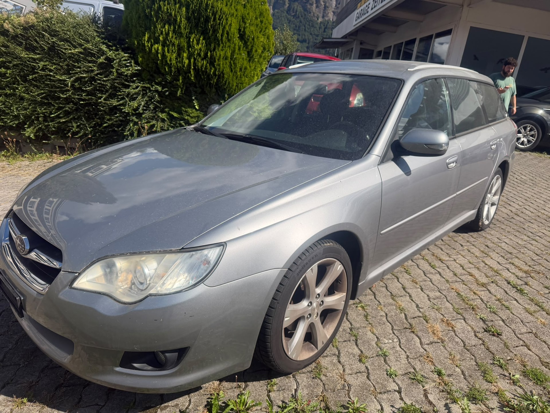 SUBARU Legacy 2.0R AWD Automat-image-0