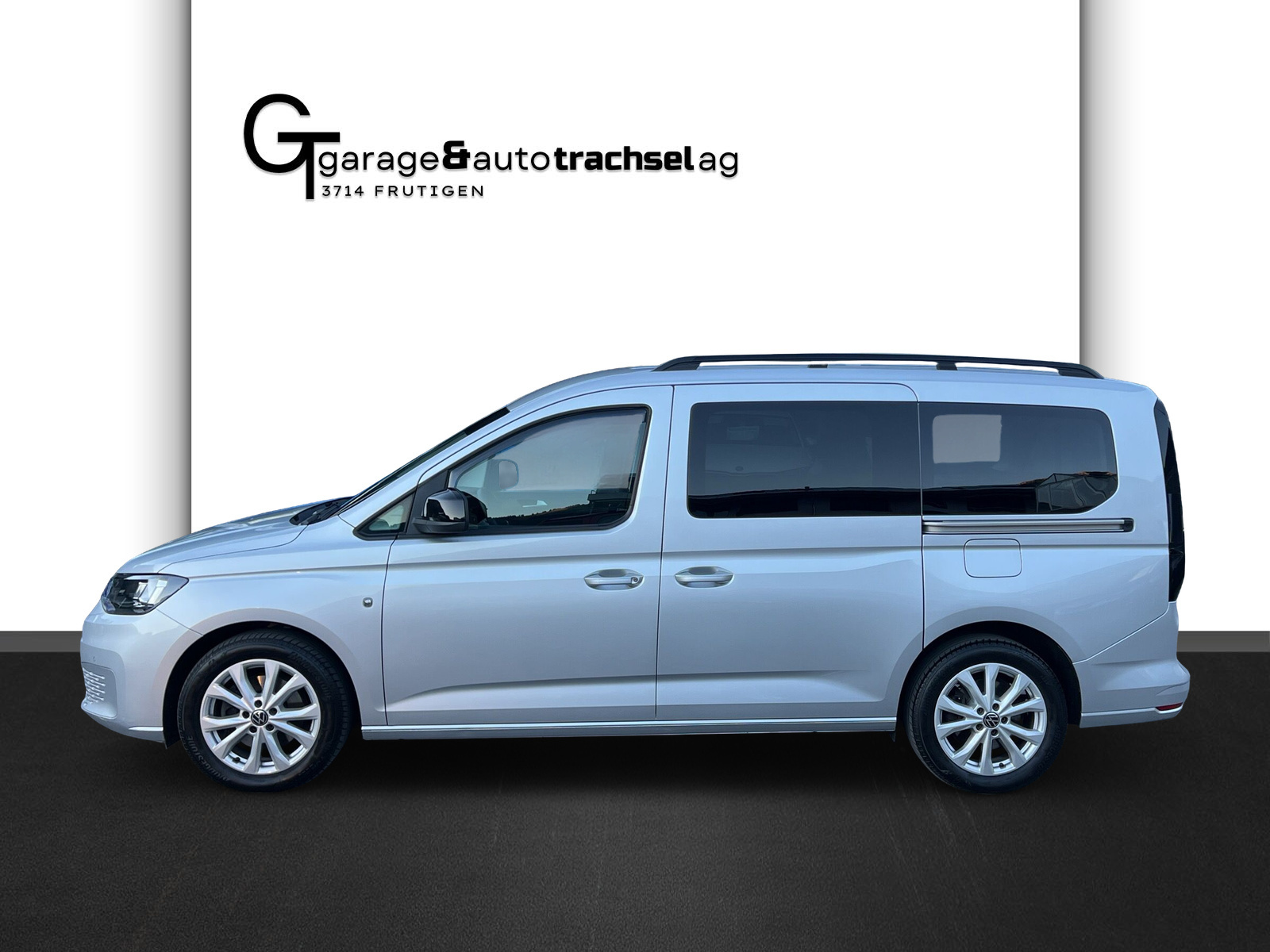 VW Caddy Maxi 2.0 TDI Life 4Motion-image-1