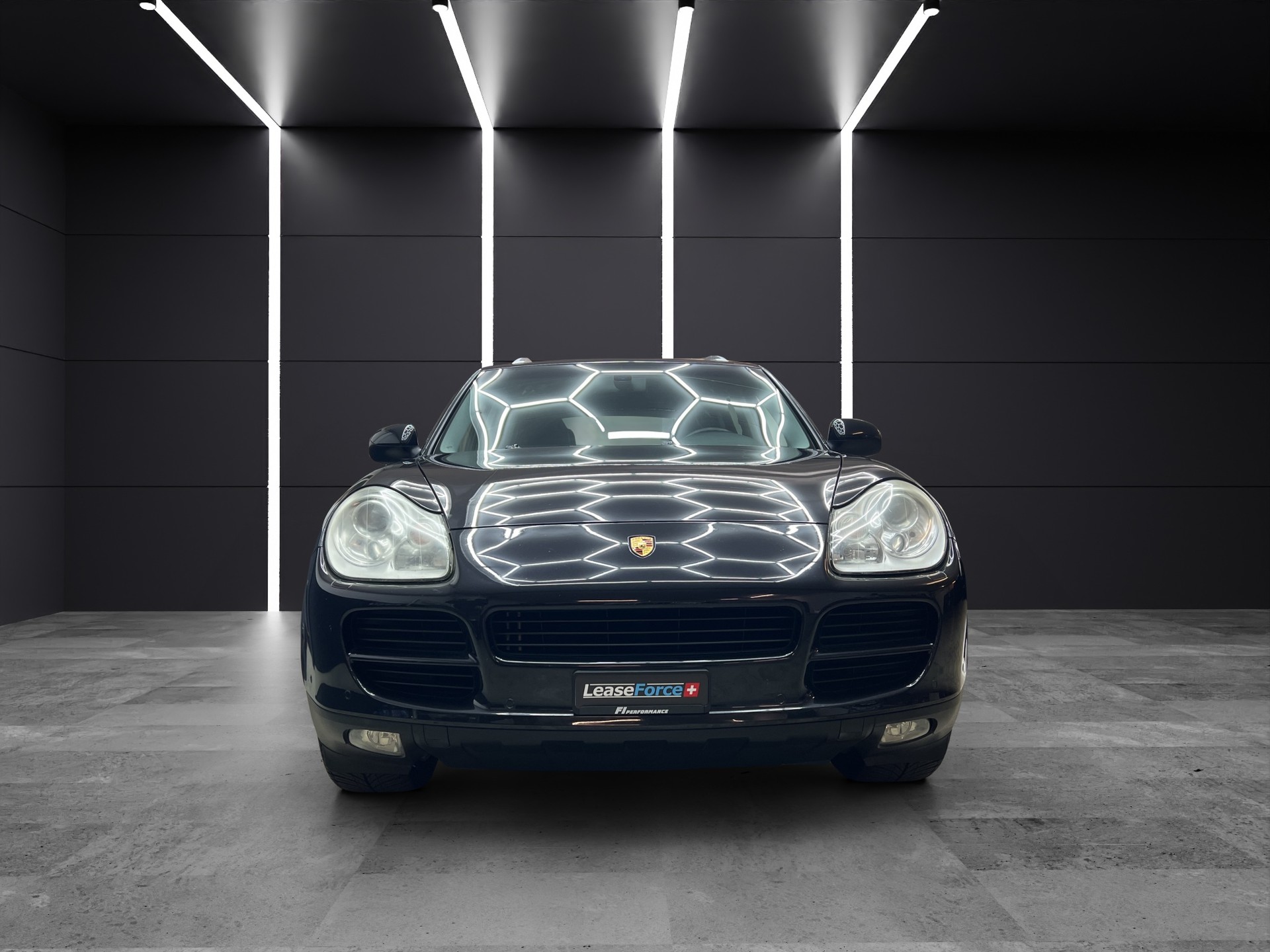 PORSCHE Cayenne S-image-1