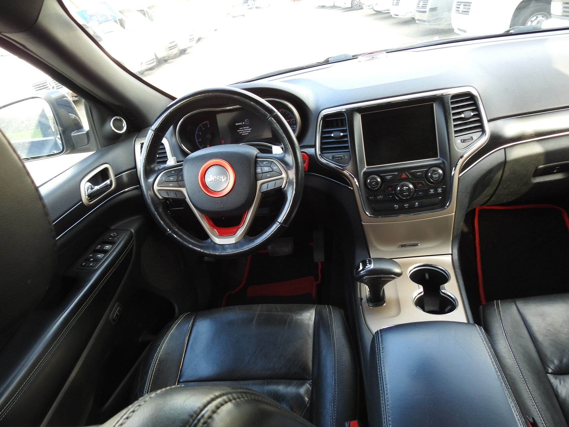JEEP Grand Cherokee 3.0 CRD Limited Automatic-image-21
