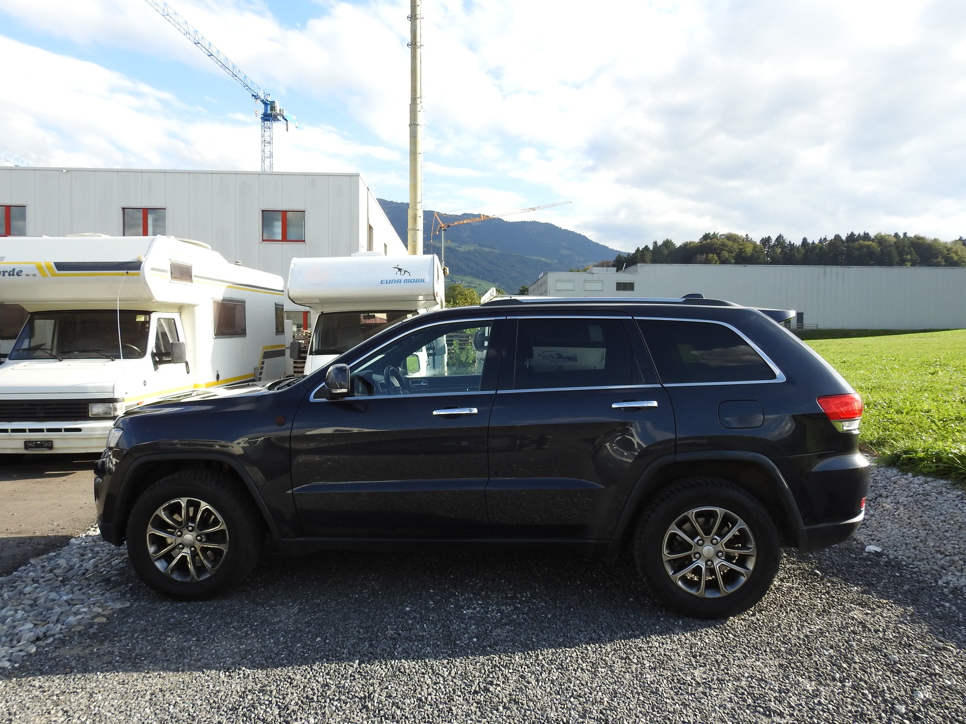 JEEP Grand Cherokee 3.0 CRD Limited Automatic-image-2