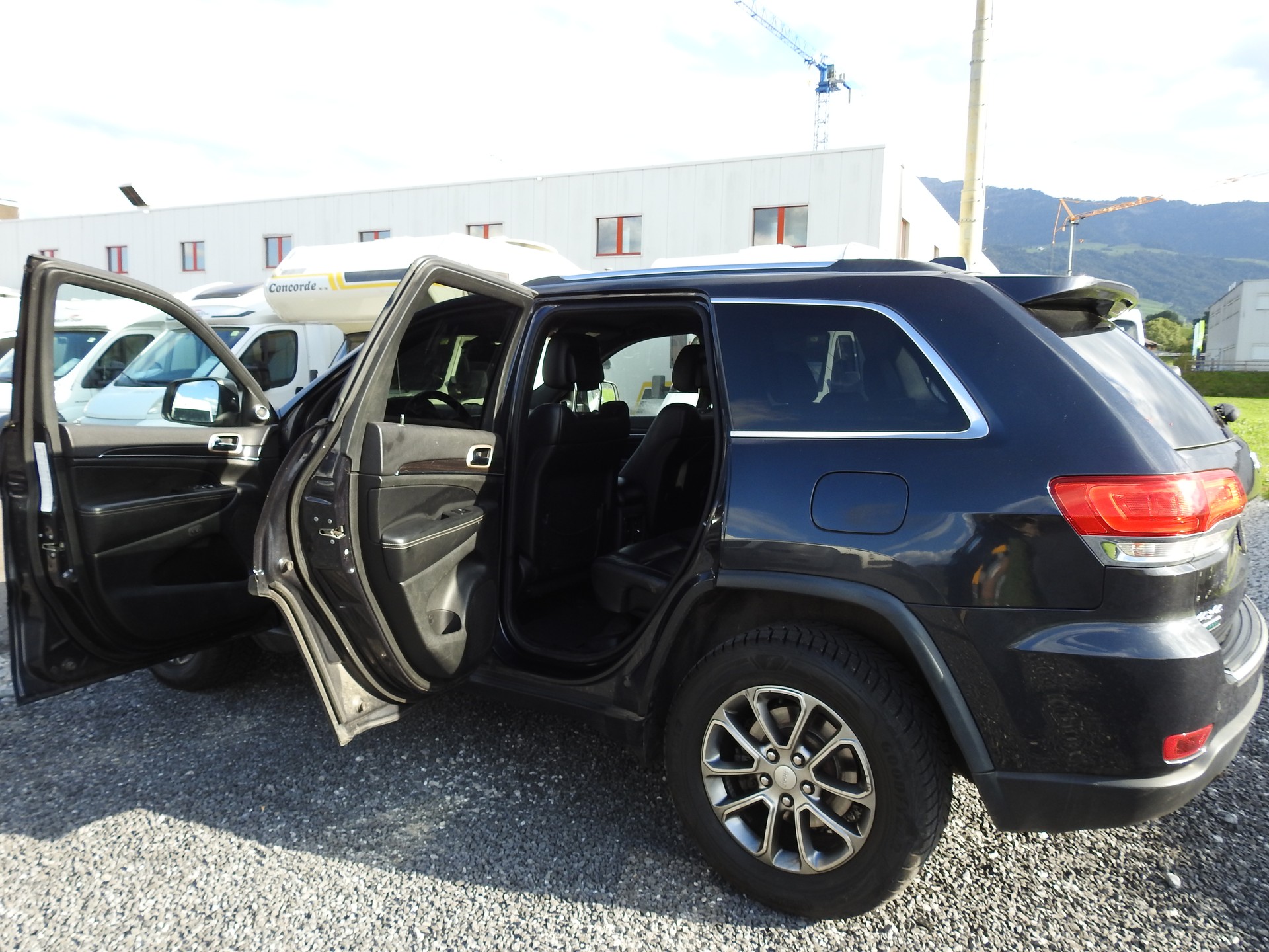 JEEP Grand Cherokee 3.0 CRD Limited Automatic-image-17