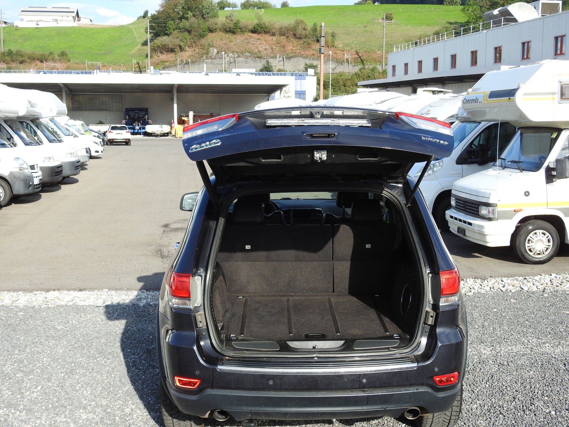 JEEP Grand Cherokee 3.0 CRD Limited Automatic-image-9