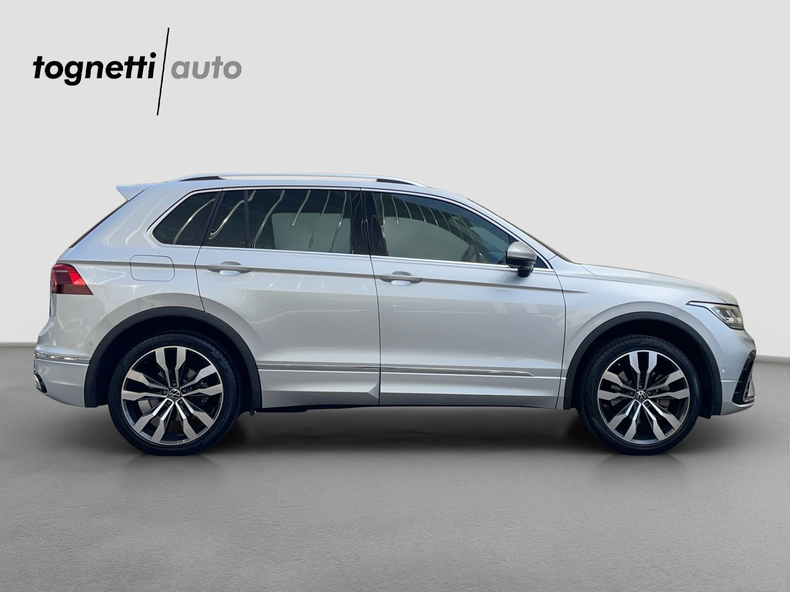VW Tiguan 1.4TSI PHEV R-Line DSG-image-2