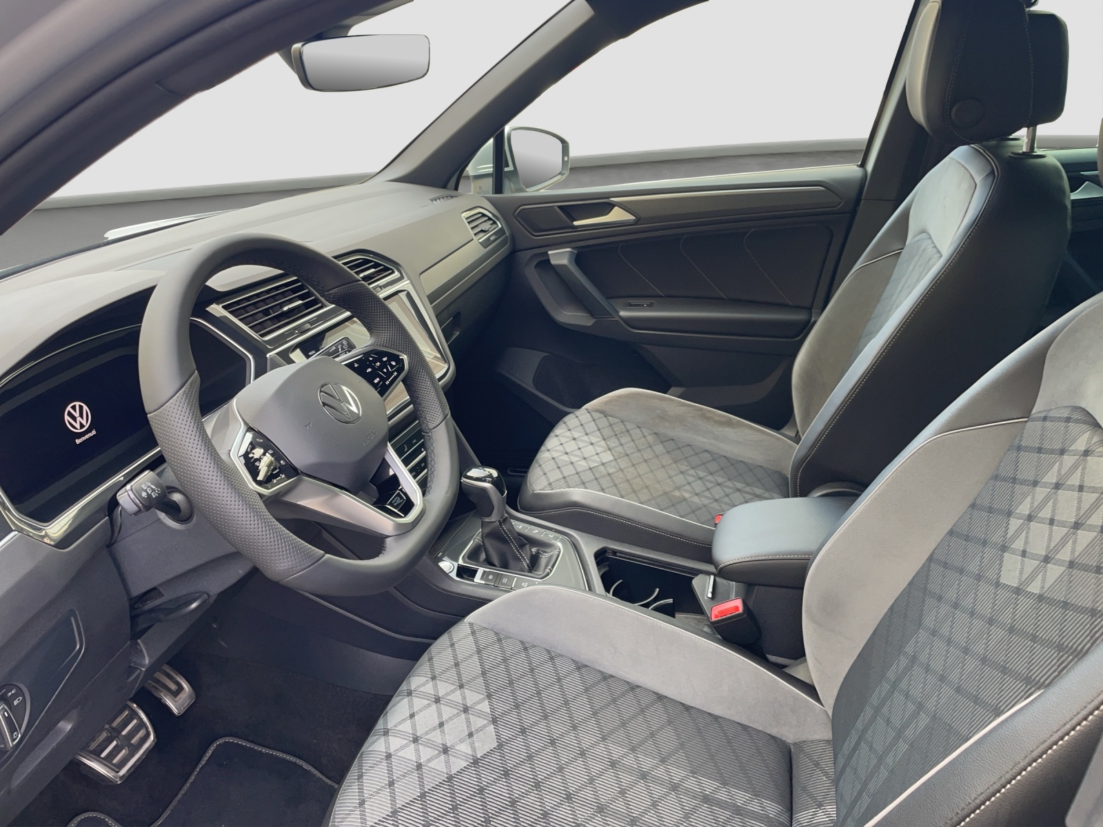 VW Tiguan 1.4TSI PHEV R-Line DSG-image-7
