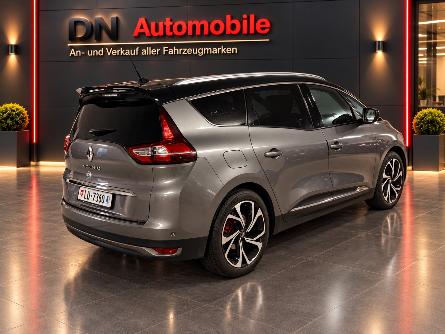 RENAULT Grand Scénic 1.6 dCi Bose EDC-image-3