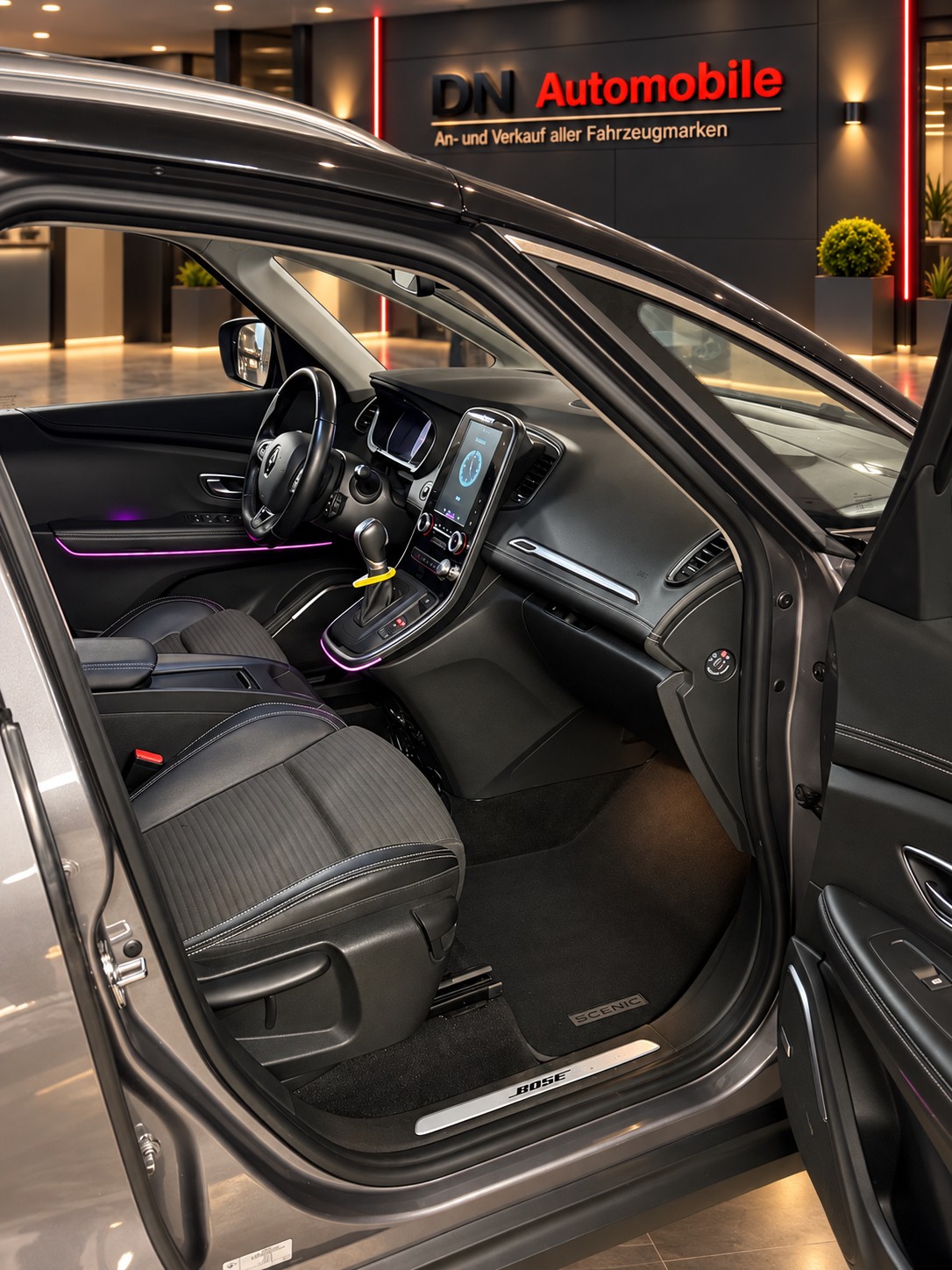 RENAULT Grand Scénic 1.6 dCi Bose EDC-image-7