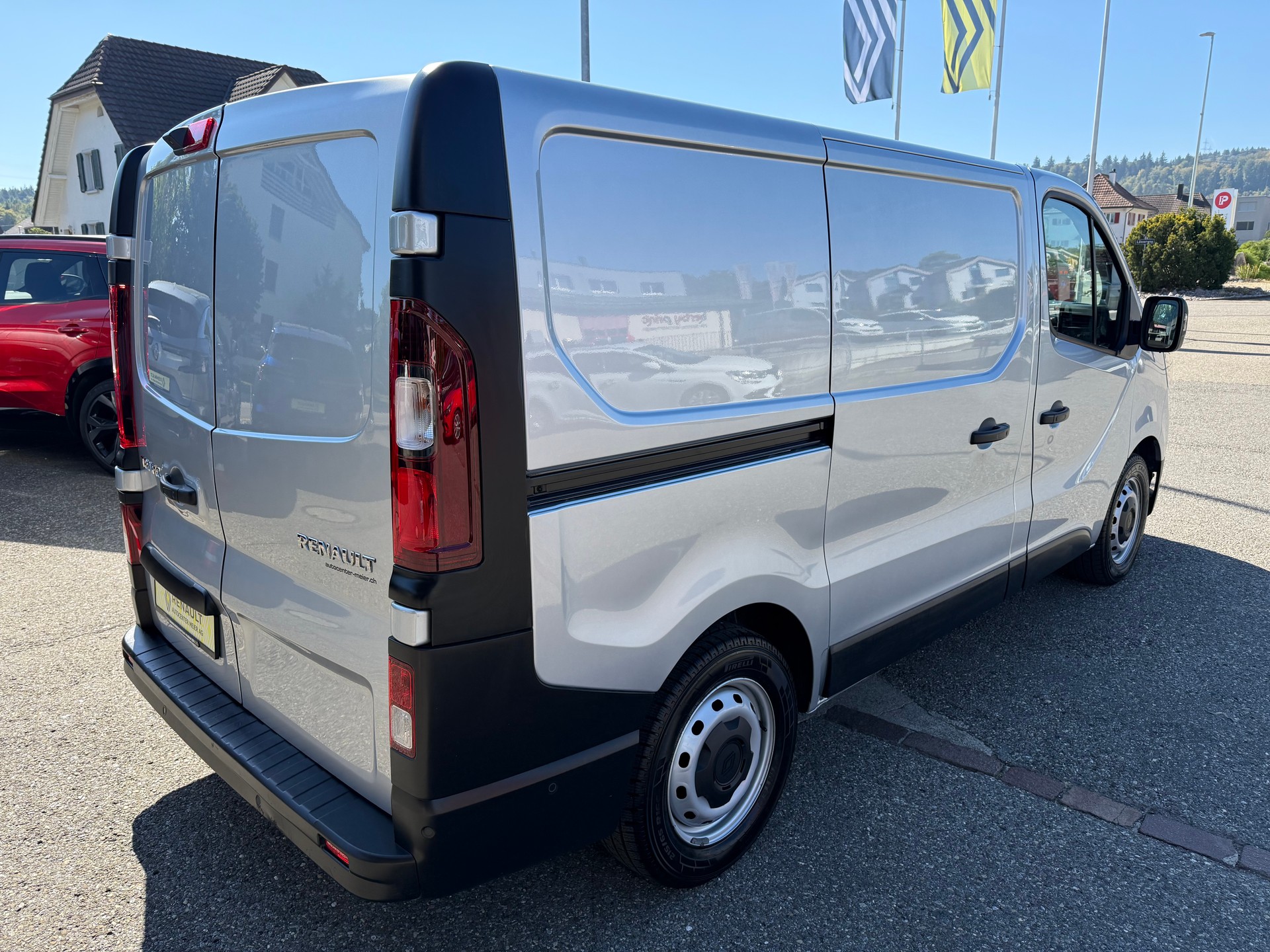 RENAULT Trafic 2.0 Blue dCi 150 Advance L1H1EDC EN-image-5