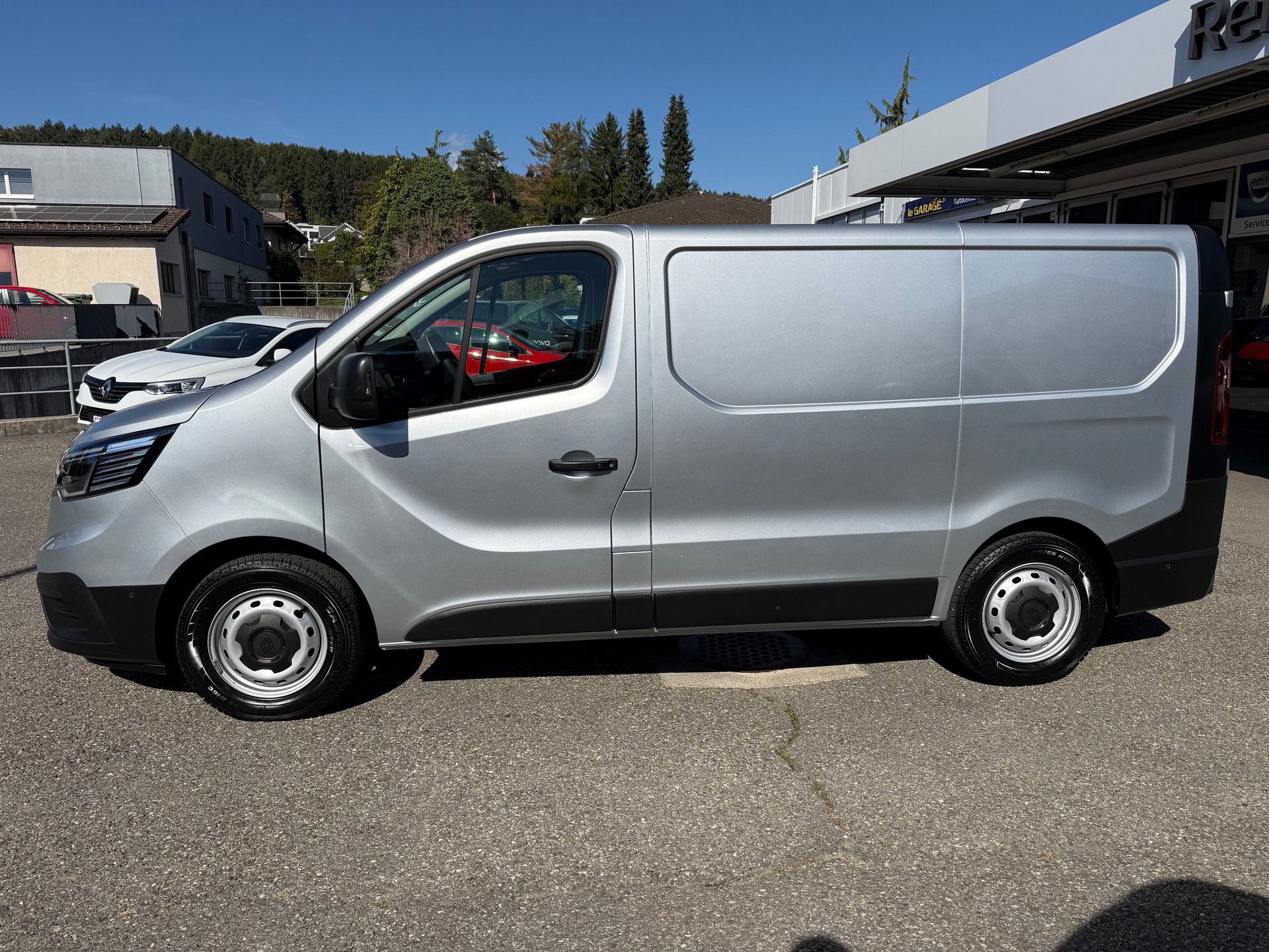RENAULT Trafic 2.0 Blue dCi 150 Advance L1H1EDC EN-image-2