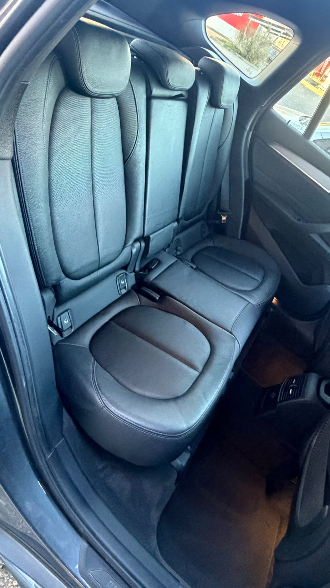 BMW X1 xDrive 18d Sport Line Steptronic-image-8
