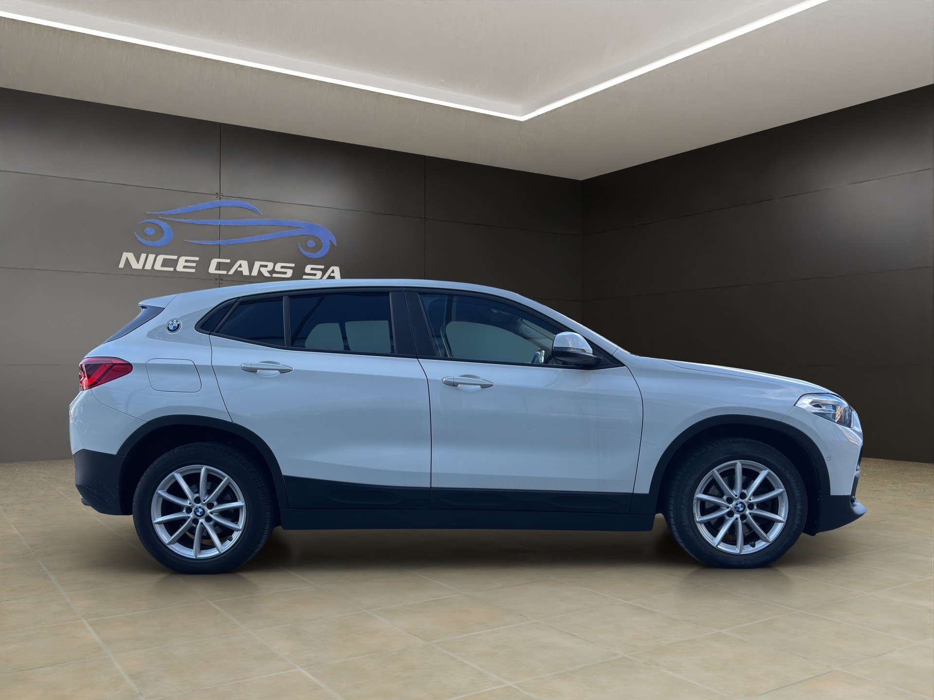 BMW X2 xDrive 18d Steptronic-image-11