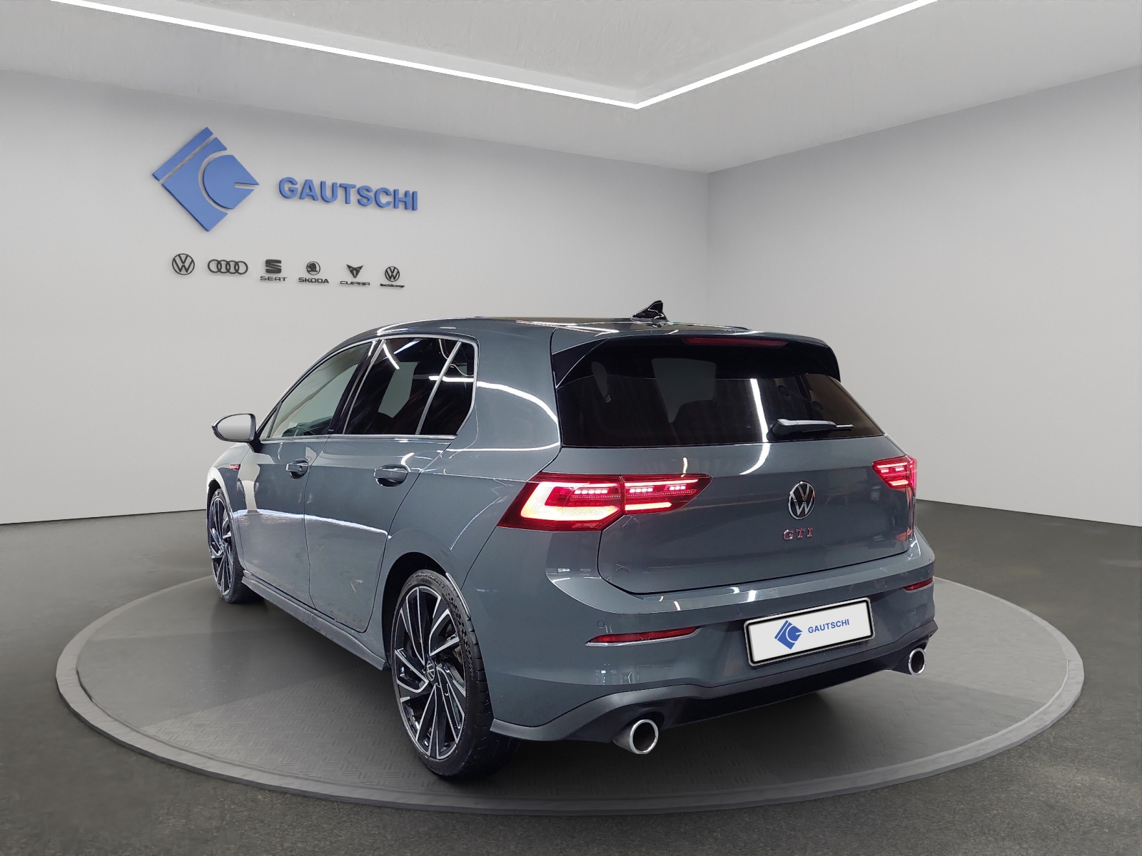 VW Golf 2.0 TSI GTI DSG-image-2