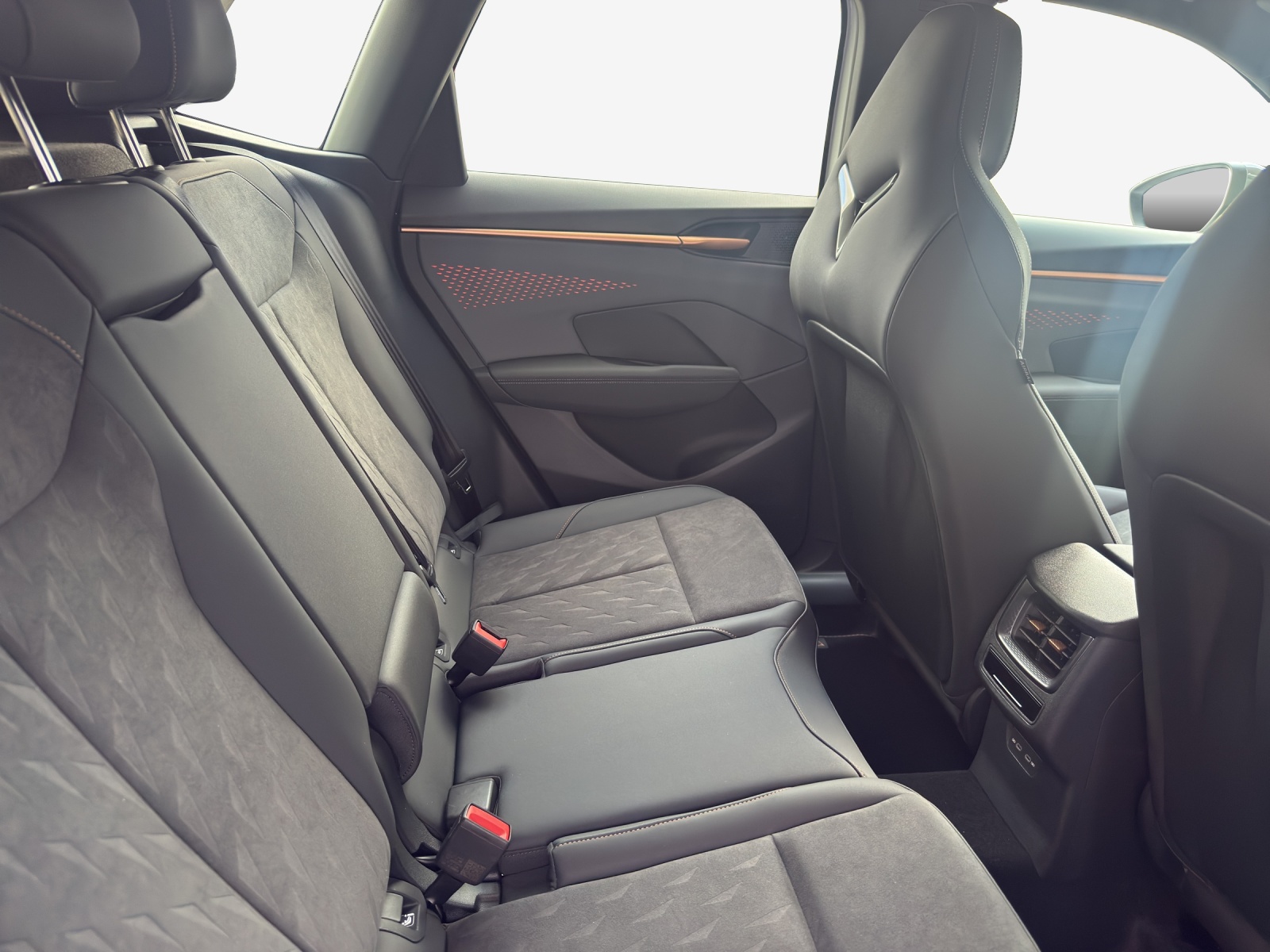 CUPRA Terramar 1.5 eTSI Prime Edition DSG-image-9