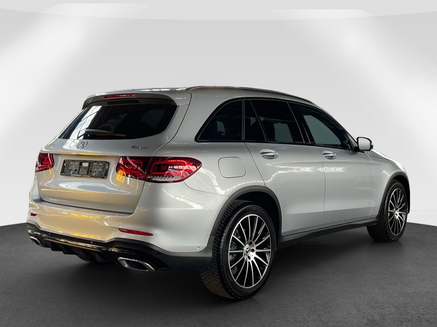 MERCEDES-BENZ GLC 220 d AMG Line 4m-image-6